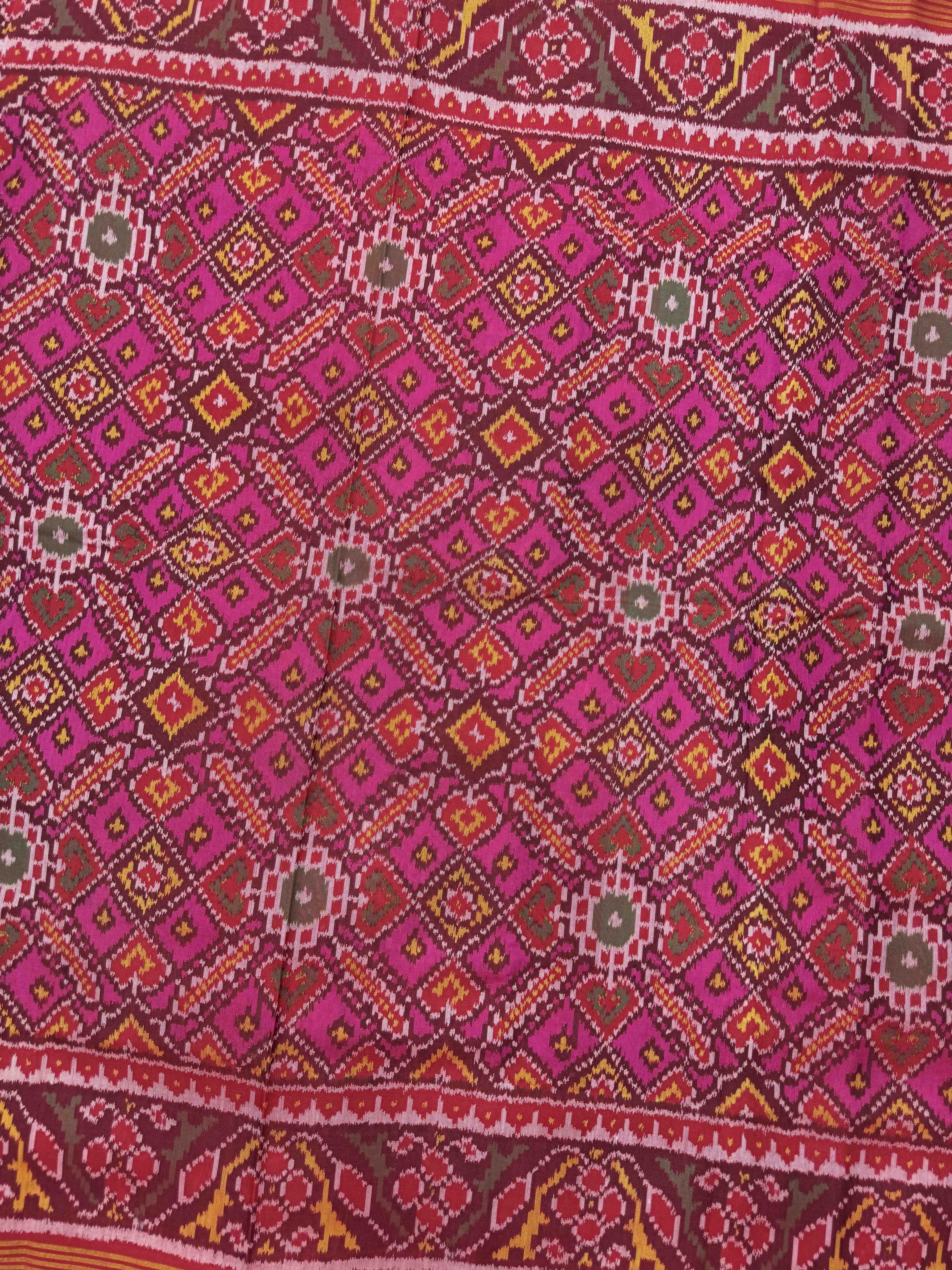 Red & Pink Manekchowk Single Ikat Patan Patola Saree
