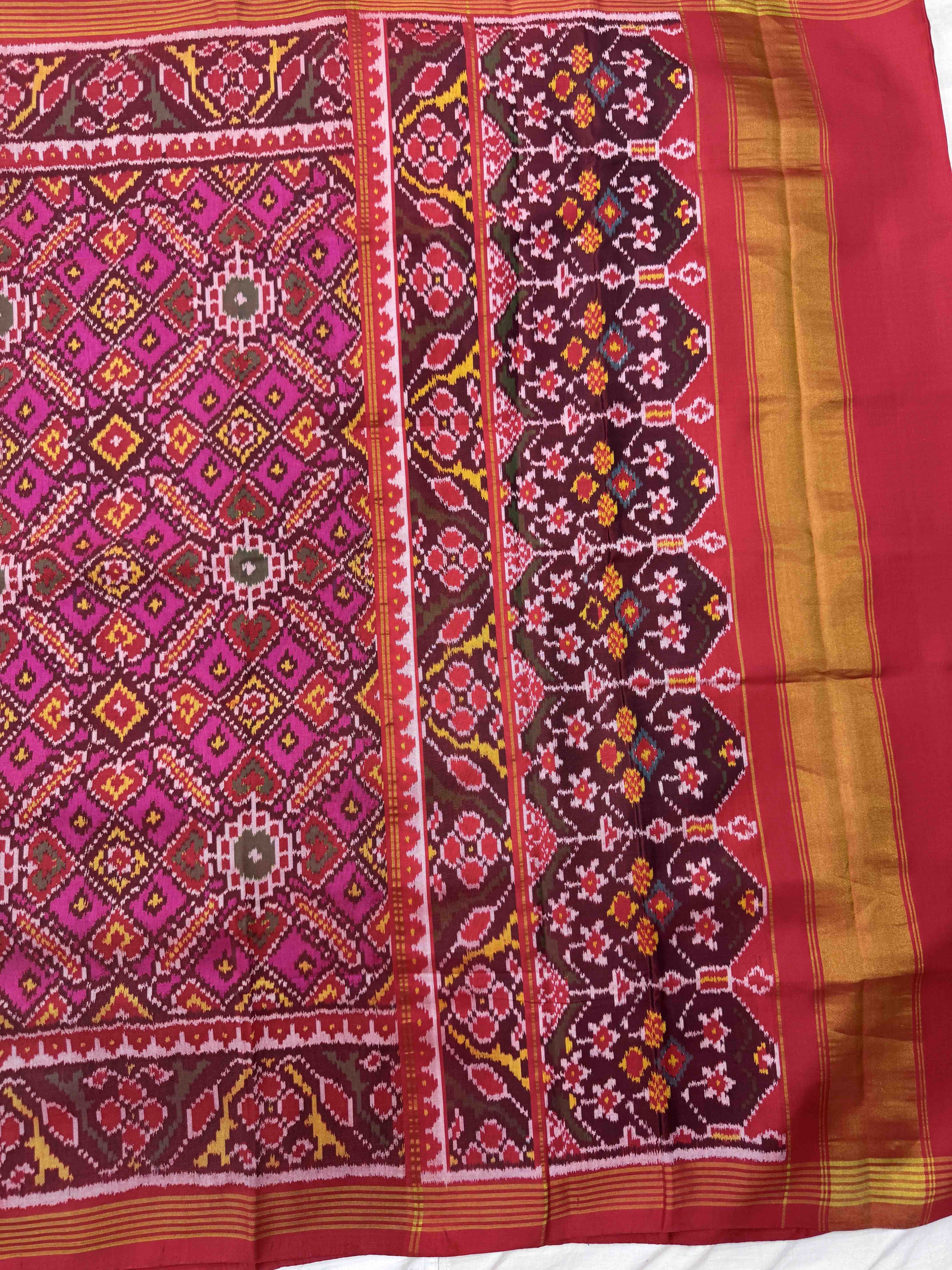 Red & Pink Manekchowk Single Ikat Patan Patola Saree