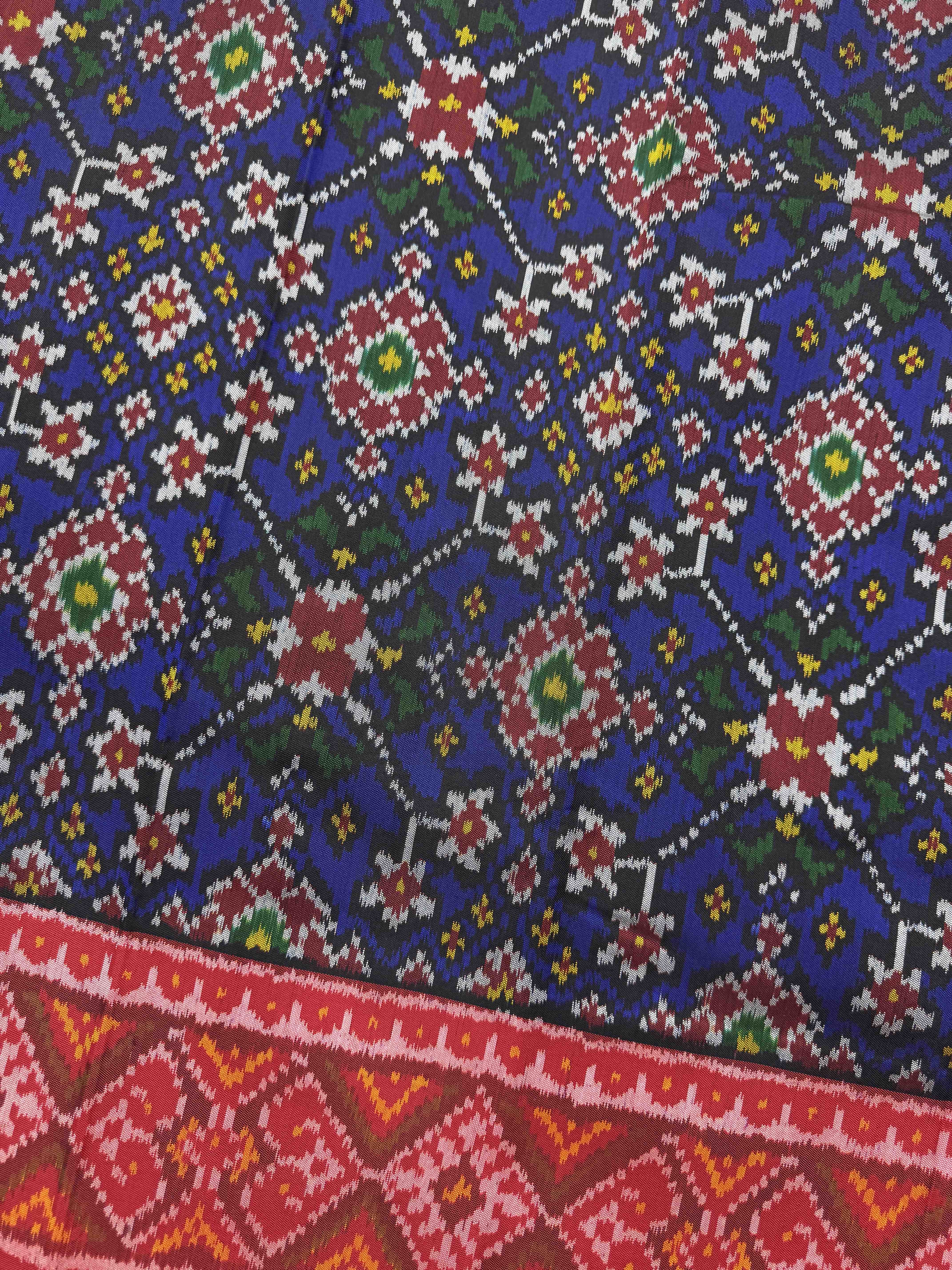 Red & Blue Navratan Single Ikat Patan Patola Saree