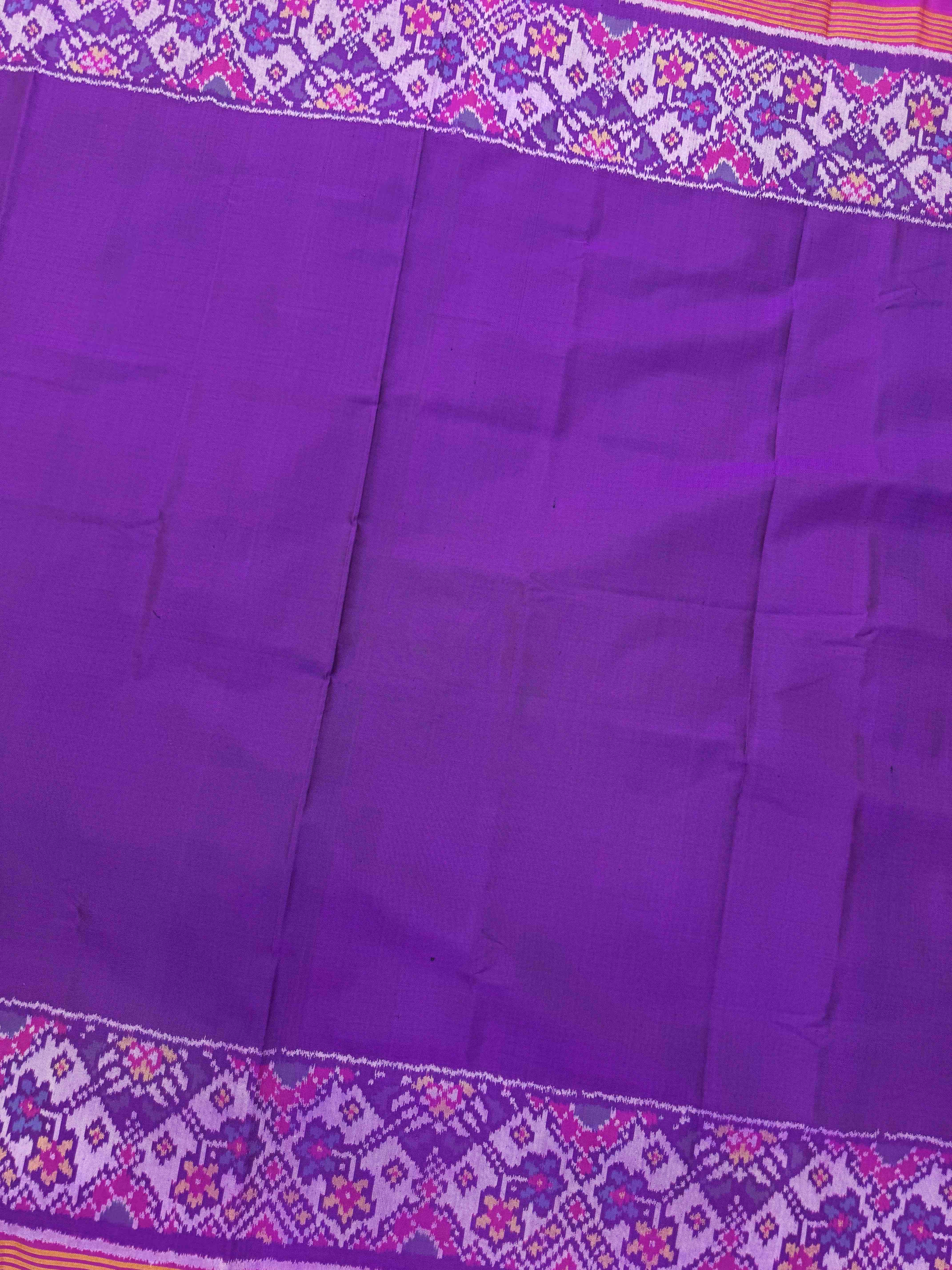 Pink & Purple Plain with Navratan Border Pallu Single Ikat Patan Patola Saree