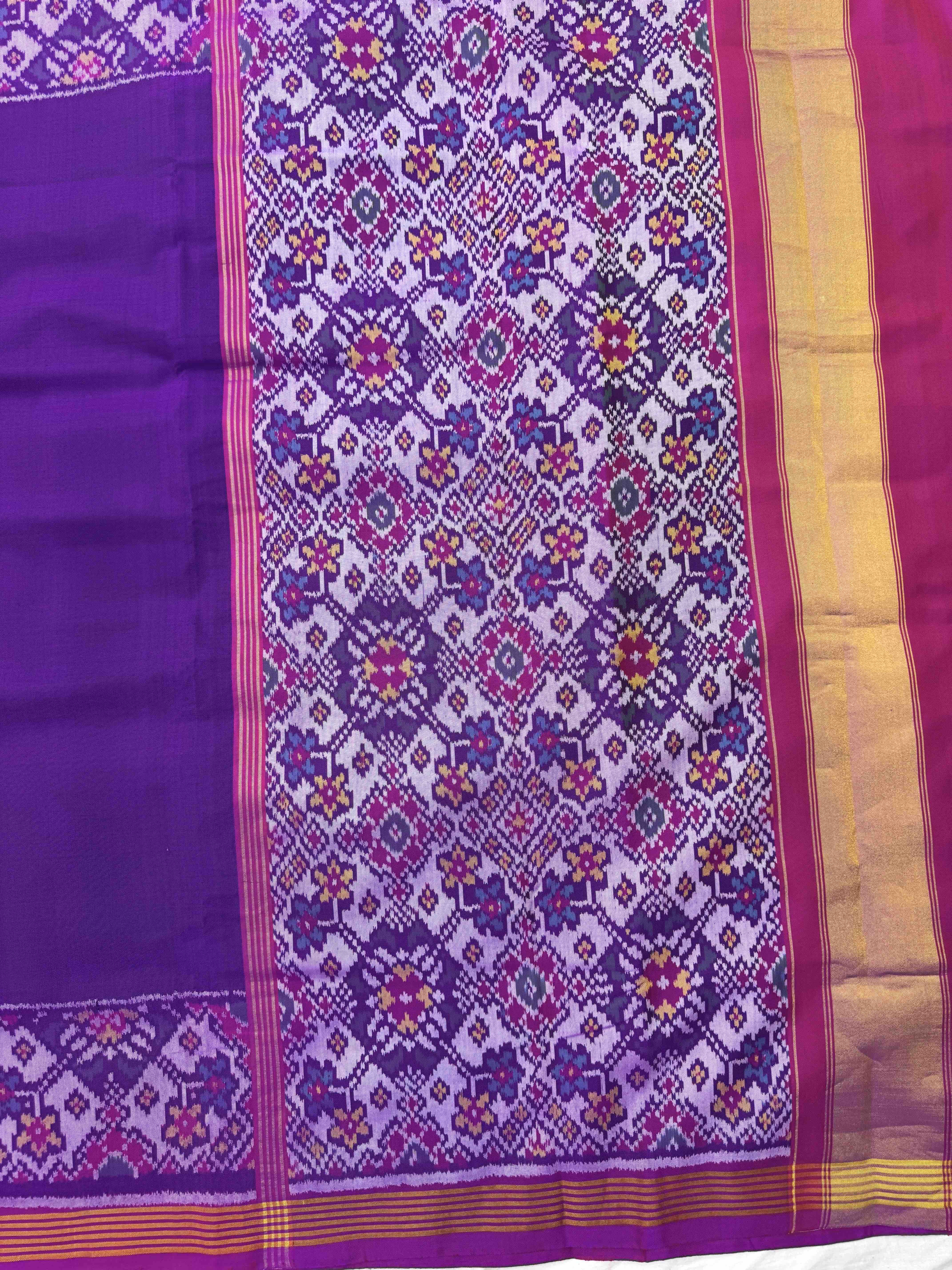 Pink & Purple Plain with Navratan Border Pallu Single Ikat Patan Patola Saree
