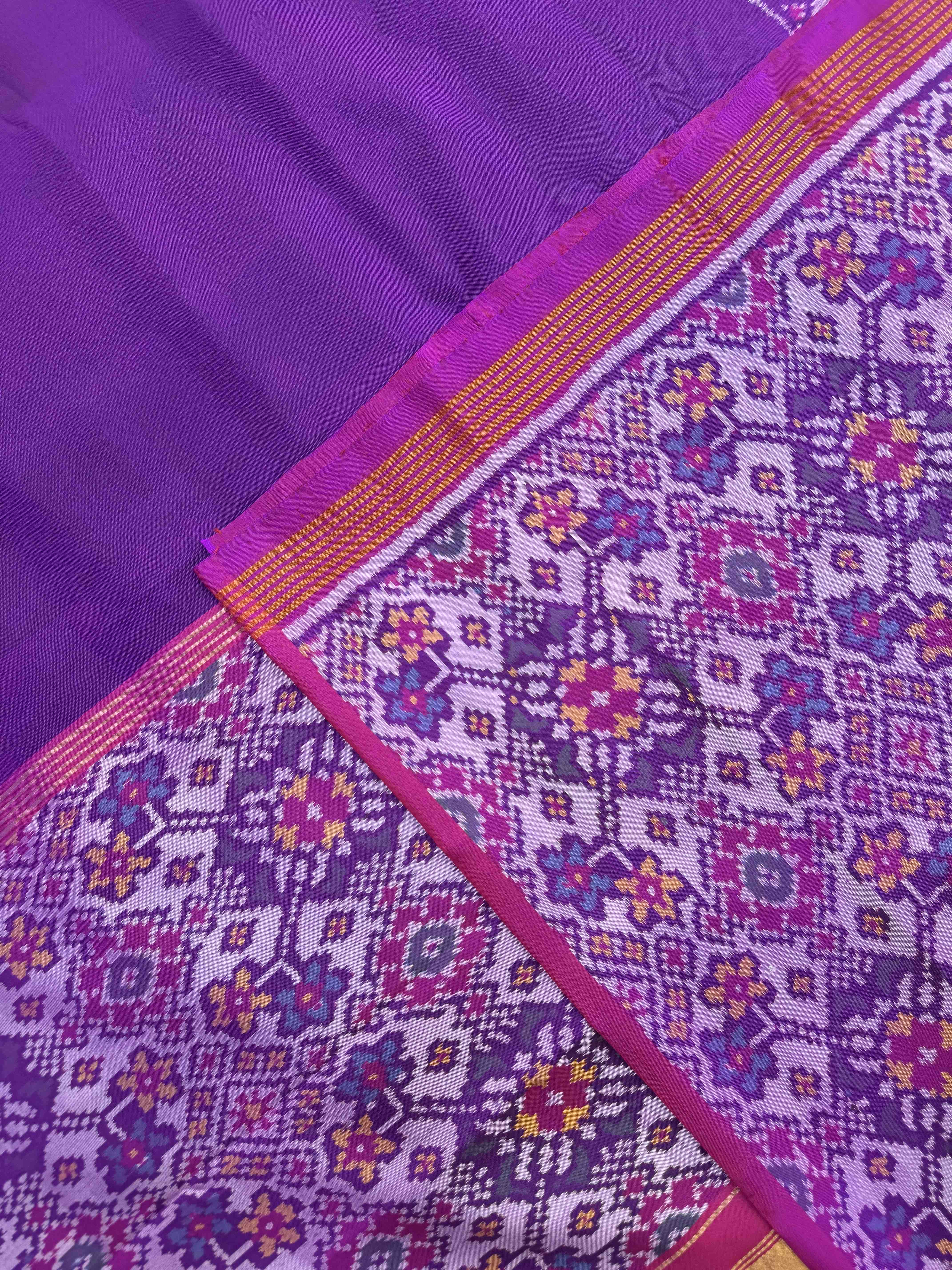 Pink & Purple Plain with Navratan Border Pallu Single Ikat Patan Patola Saree