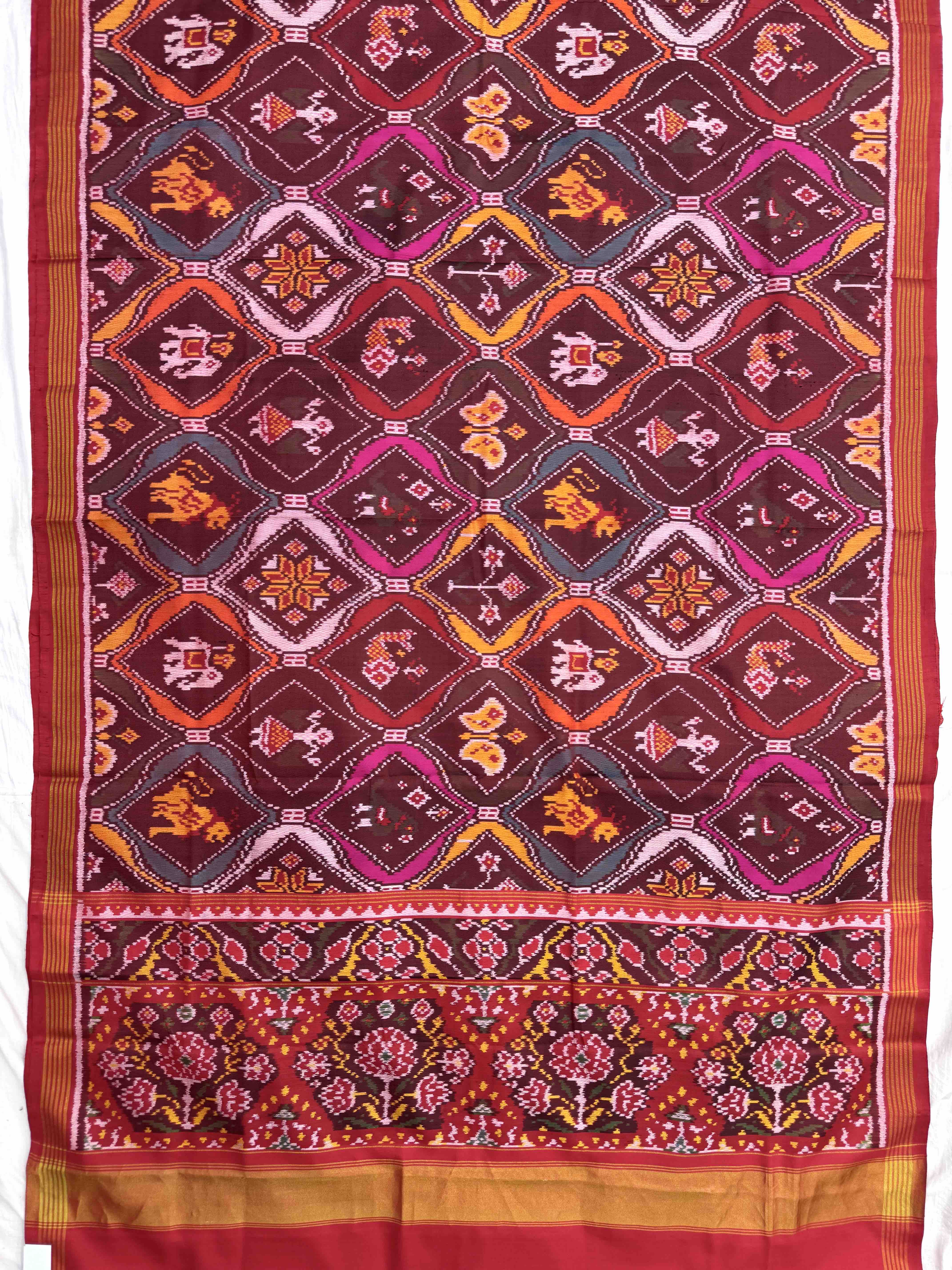 Red & Multicolor Narikunj Matka Single Ikat Patan Patola Saree