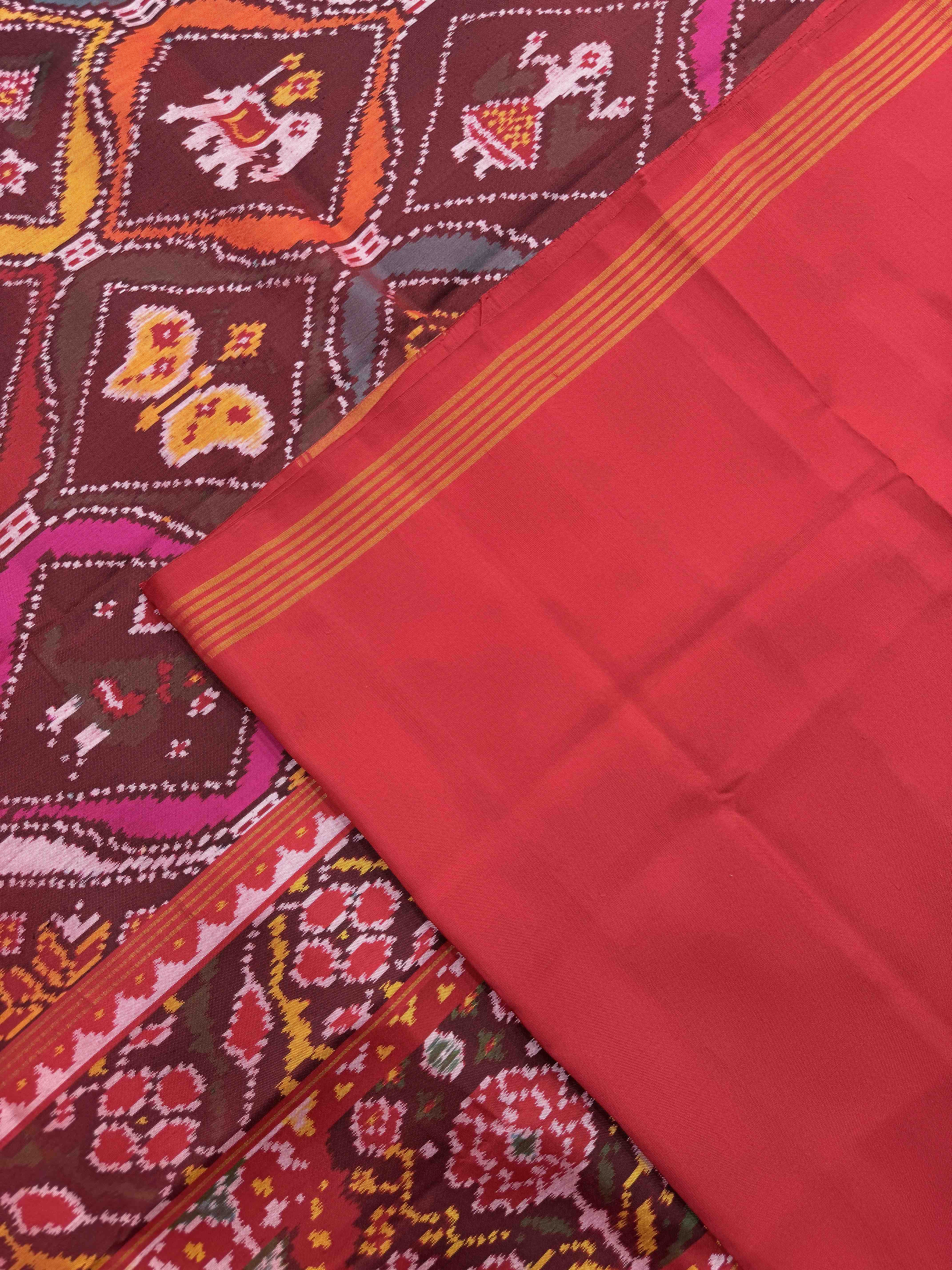 Red & Multicolor Narikunj Matka Single Ikat Patan Patola Saree