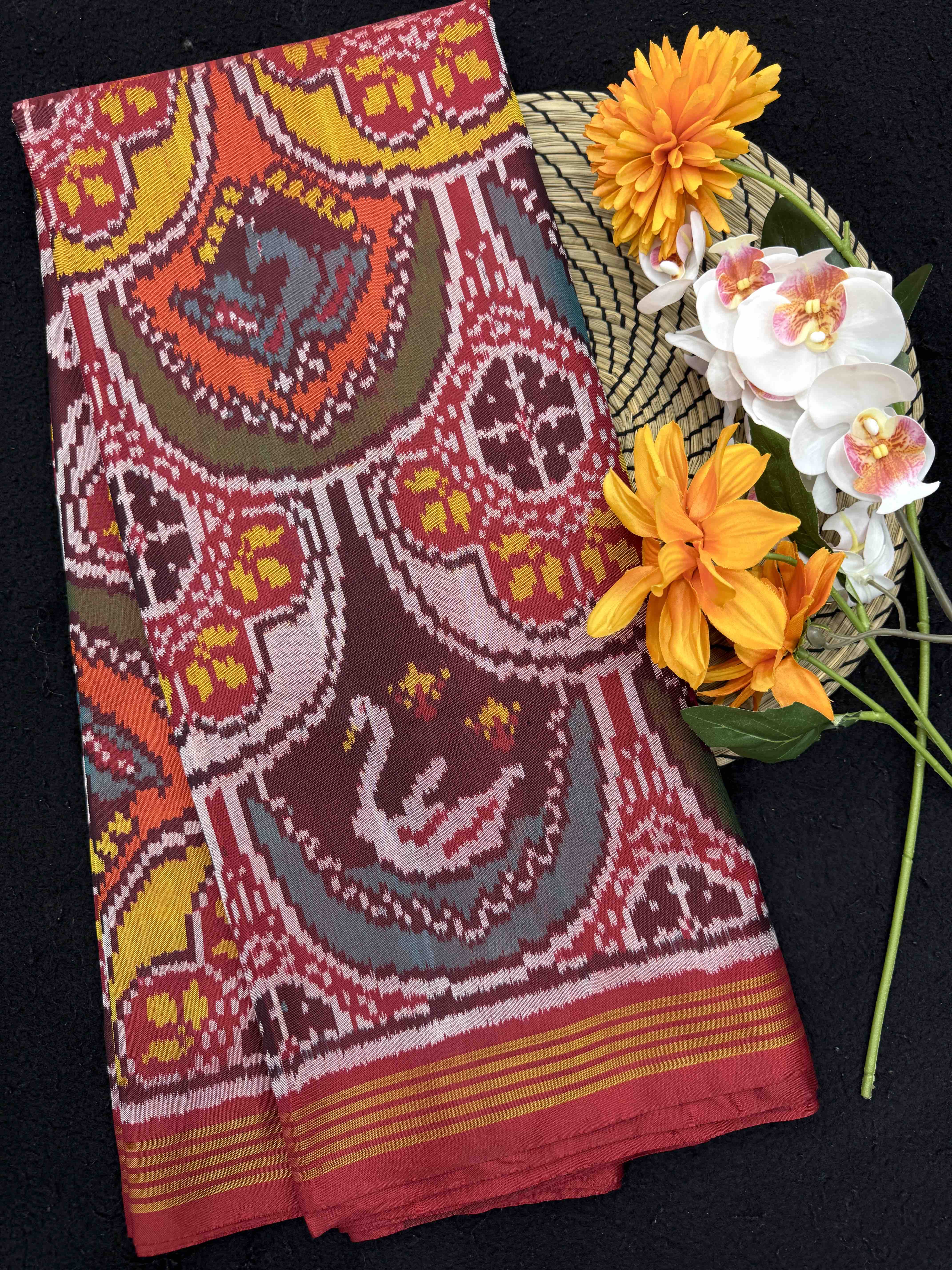 Red & Multicolour Narikunj Fancy Single Ikat Patan Patola Saree