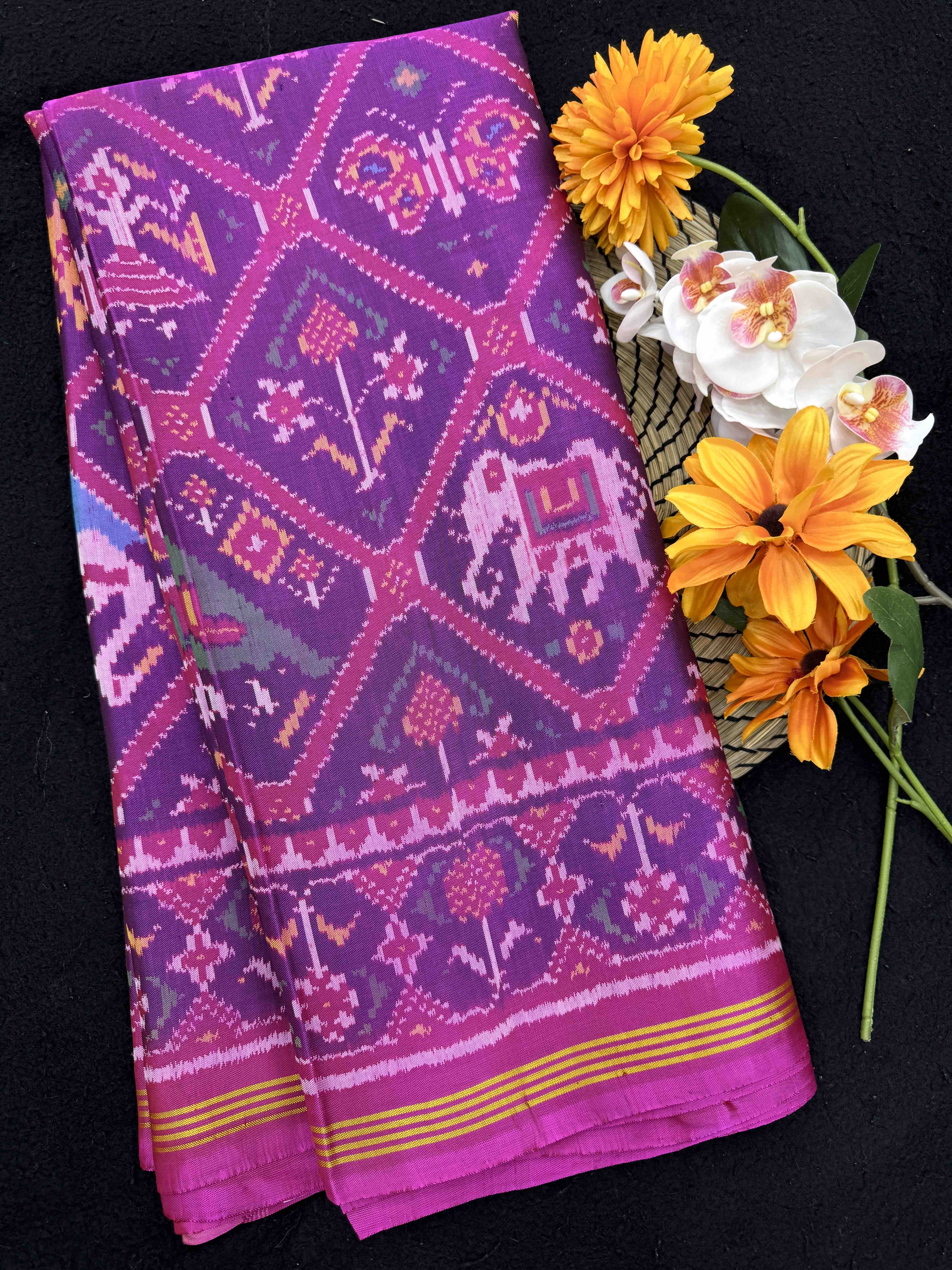 Pink & Purple Narikunj Single Ikat Patan Patola Saree