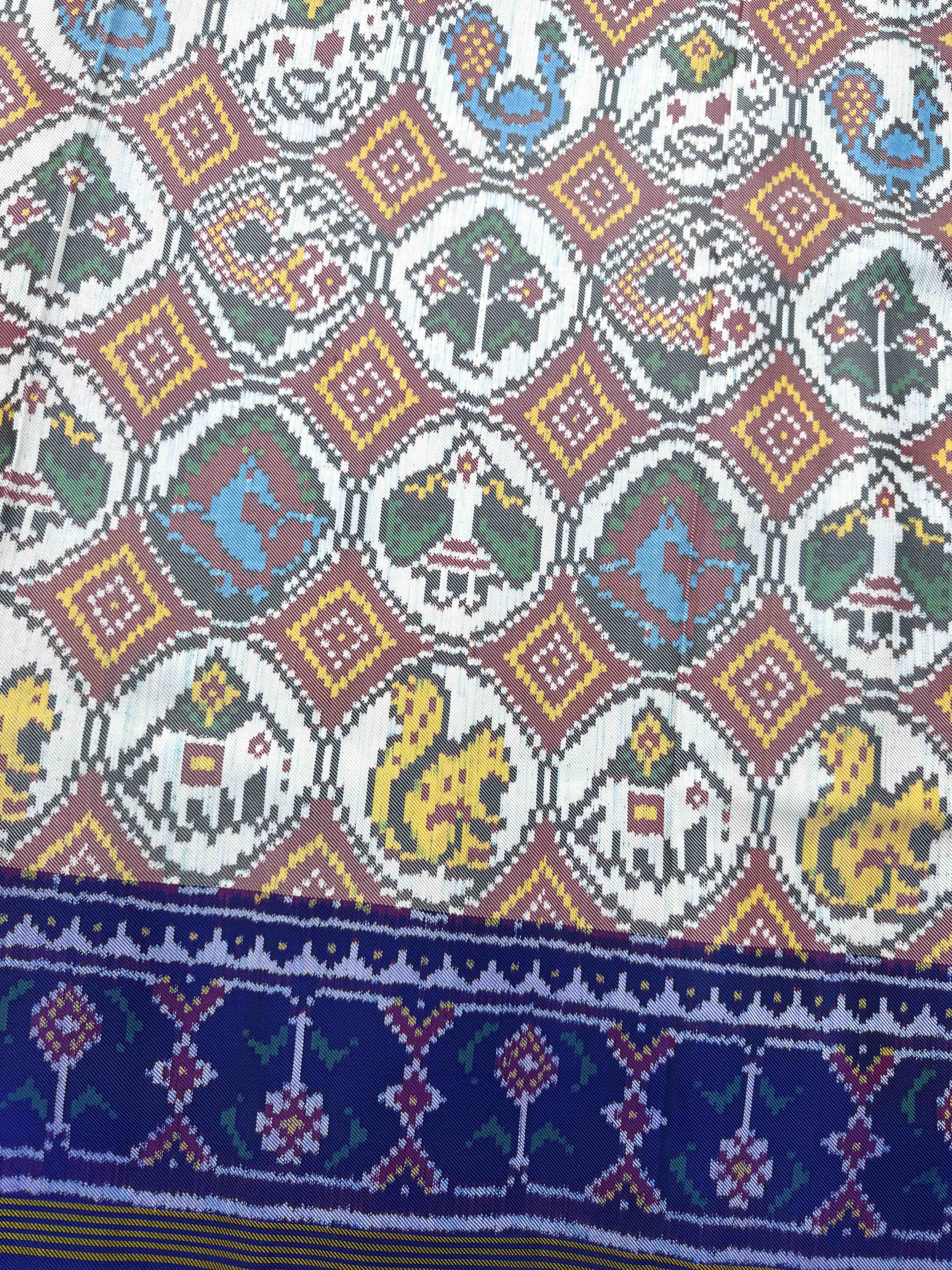 Blue & White Small Circle Narikunj Twill Patola Saree