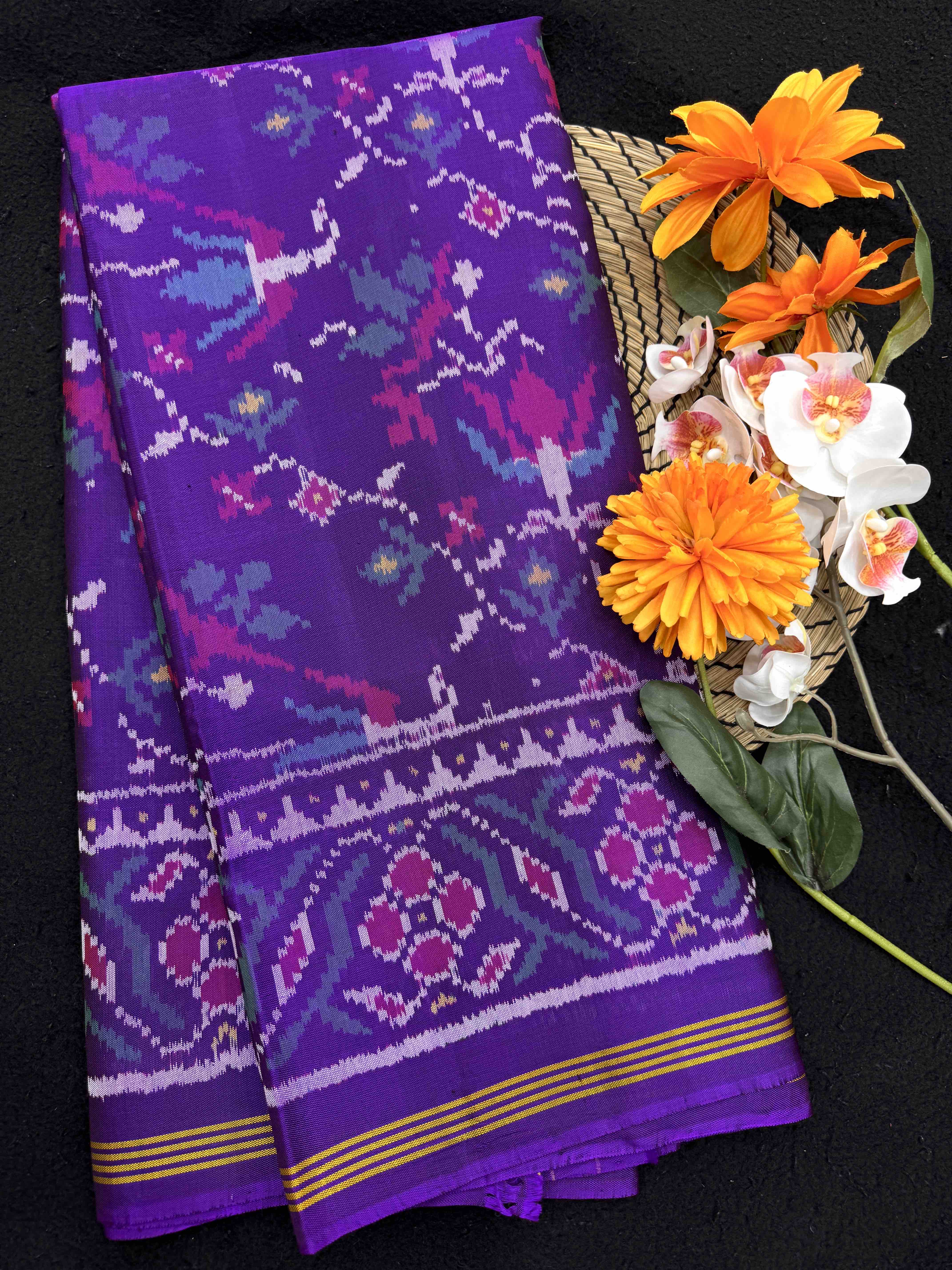 Purple Fancy Flower Leaves Single Ikat Patan Patola Saree