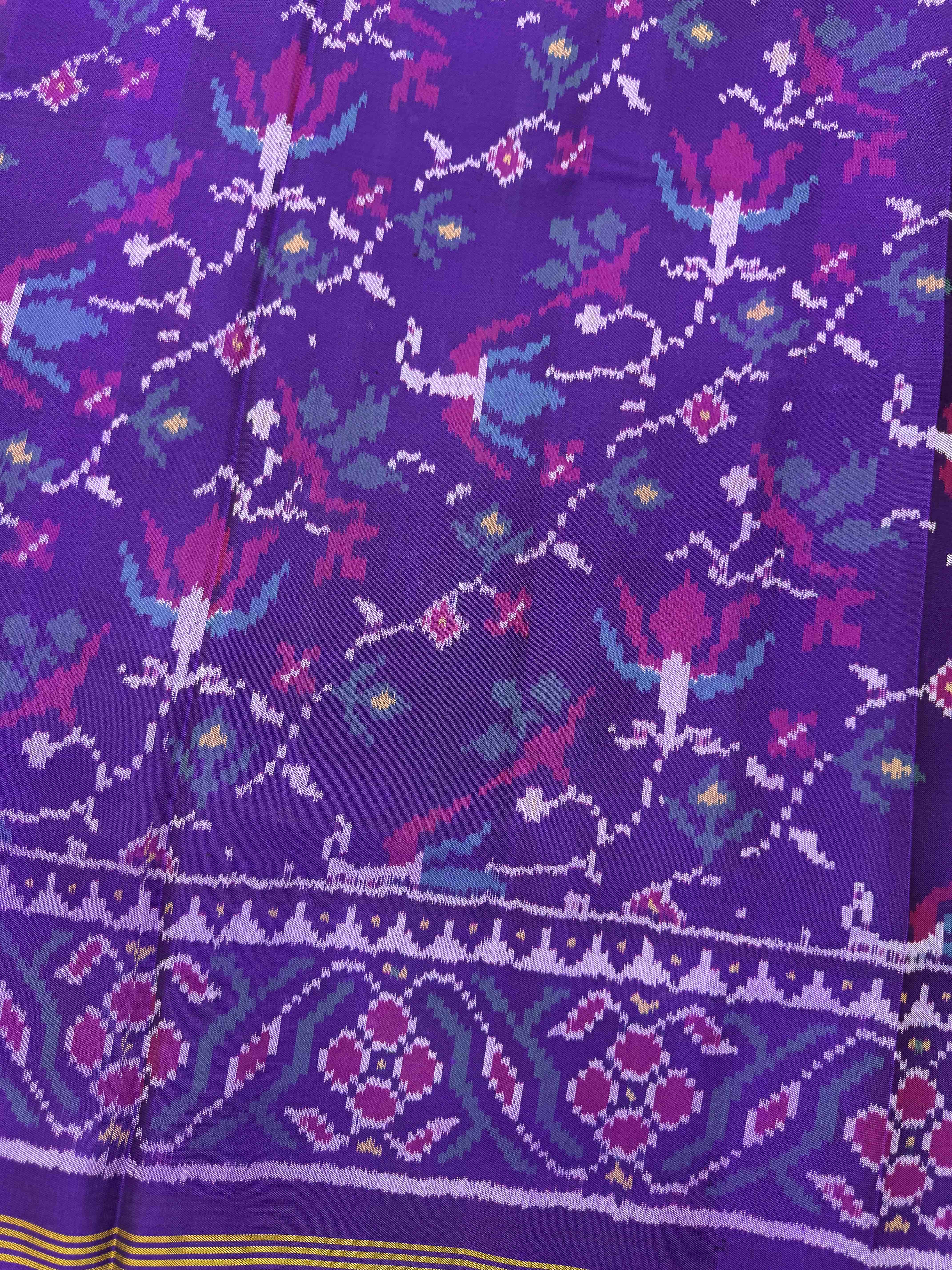 Purple Fancy Flower Leaves Single Ikat Patan Patola Saree