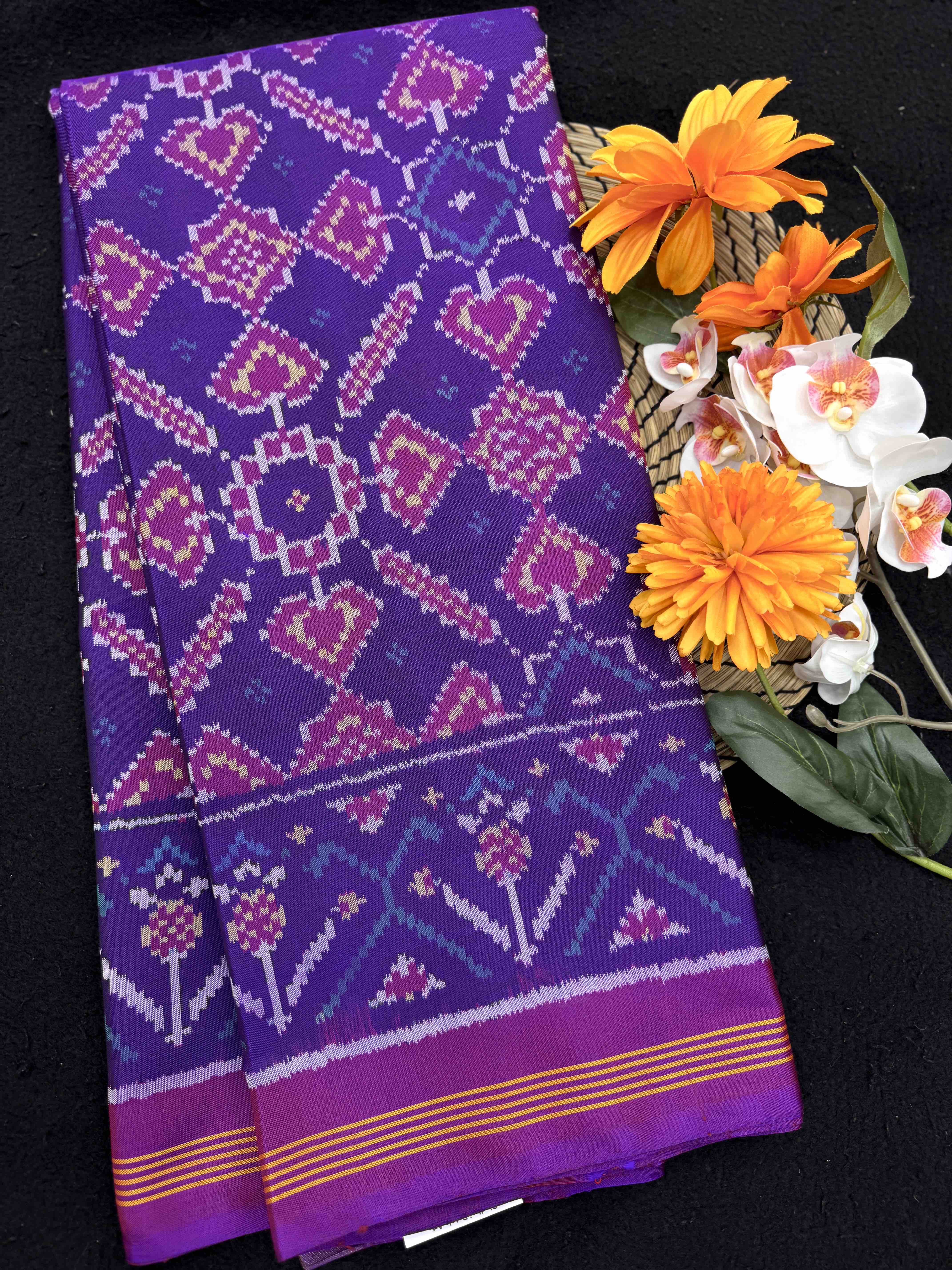 Purple Manekchowk Single Ikat Patan Patola Saree