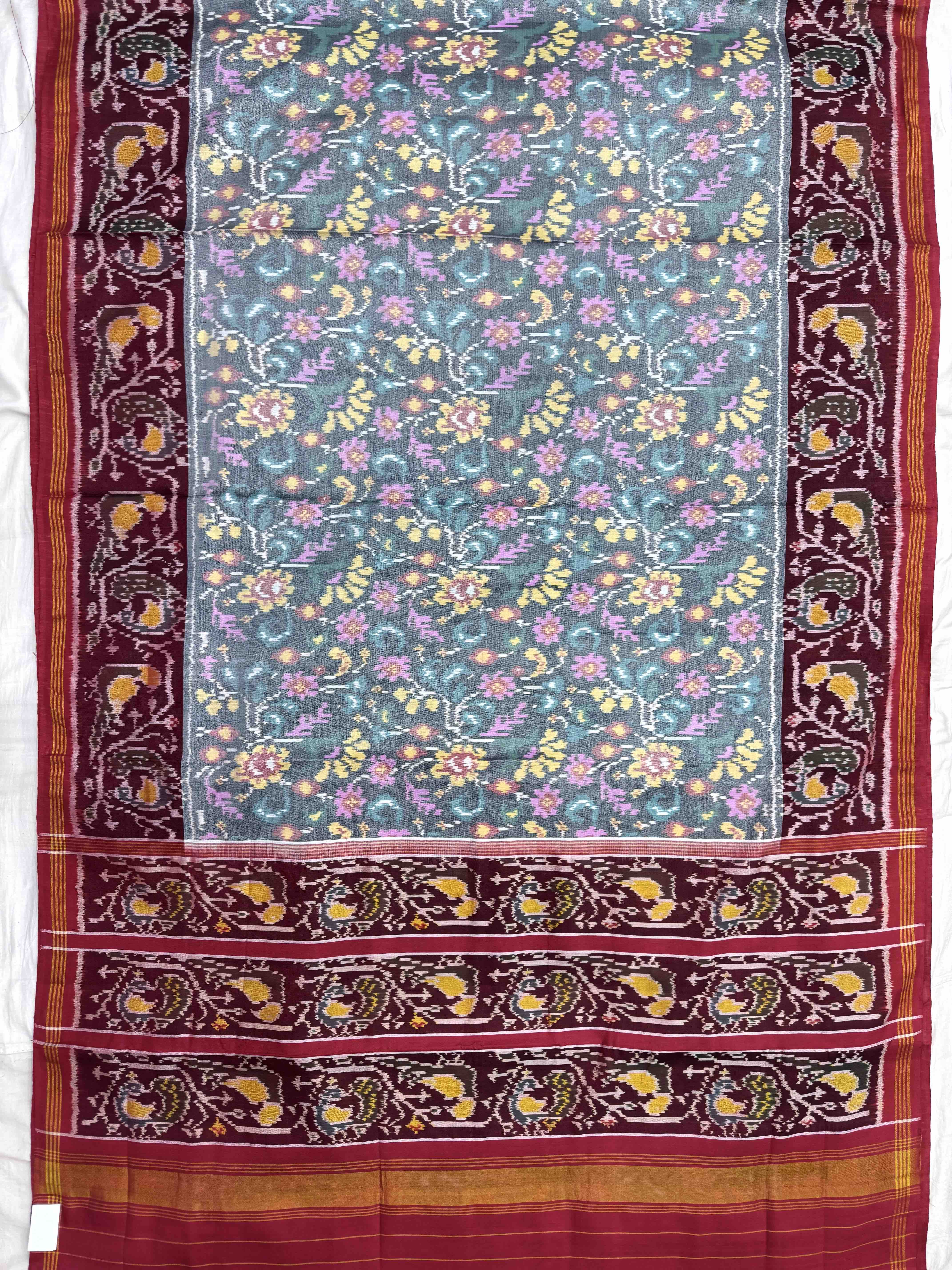Red & Grey Fancy Flower Single Ikat Patan Patola Saree