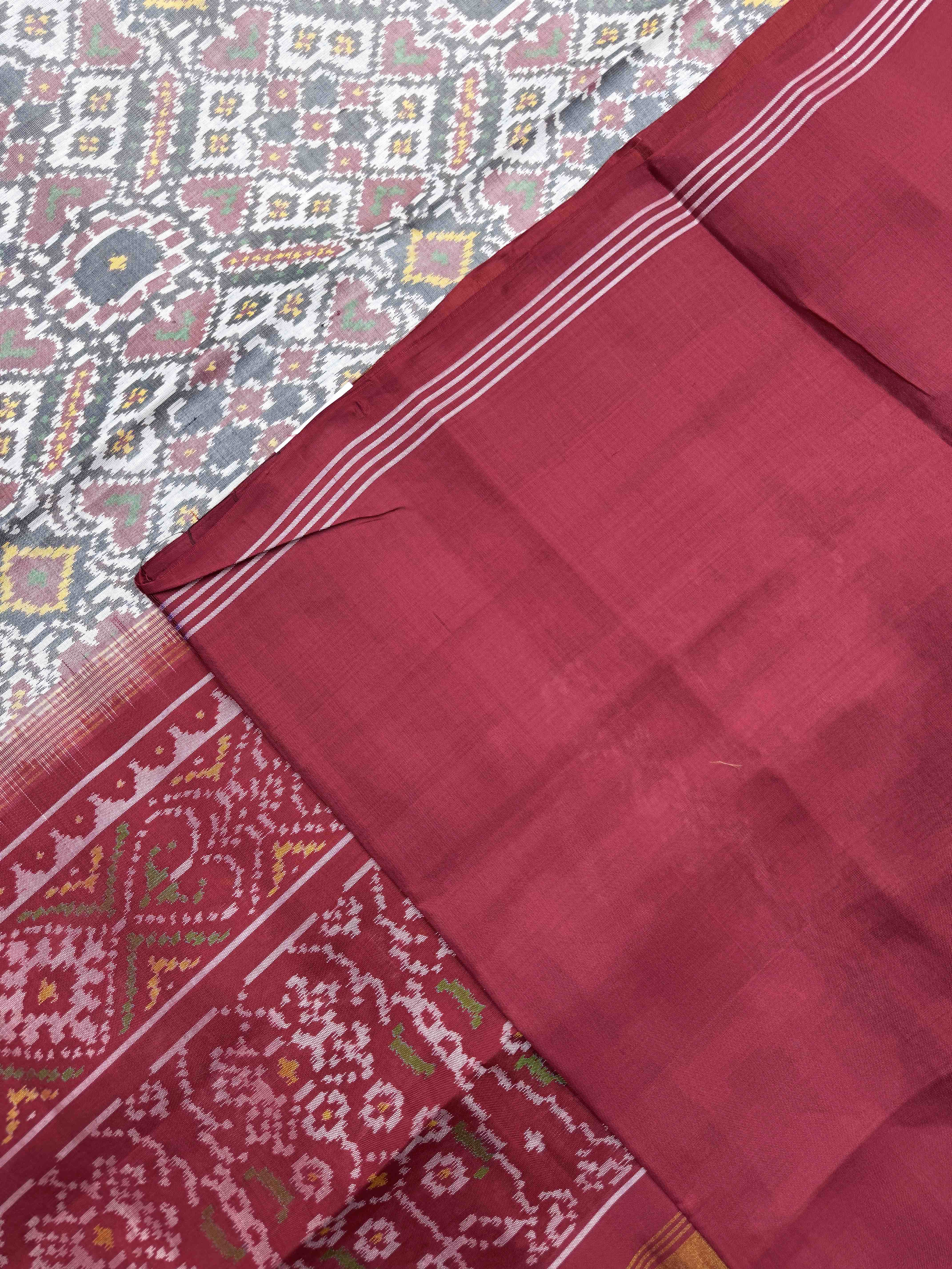 Red & White Manekchowk Single Ikat Patan Patola Saree