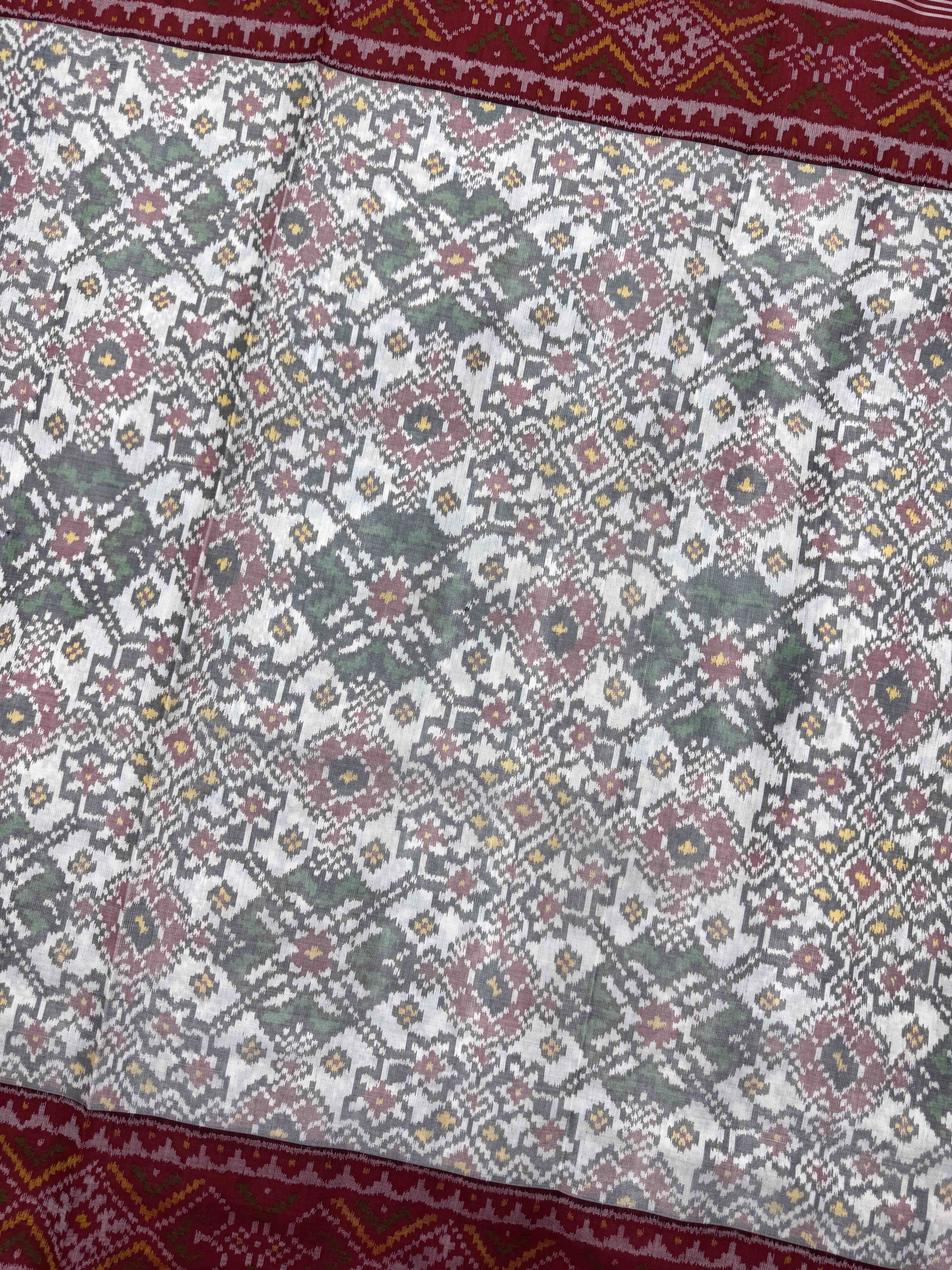 Red & White Navratan Single Ikat Patan Patola Saree
