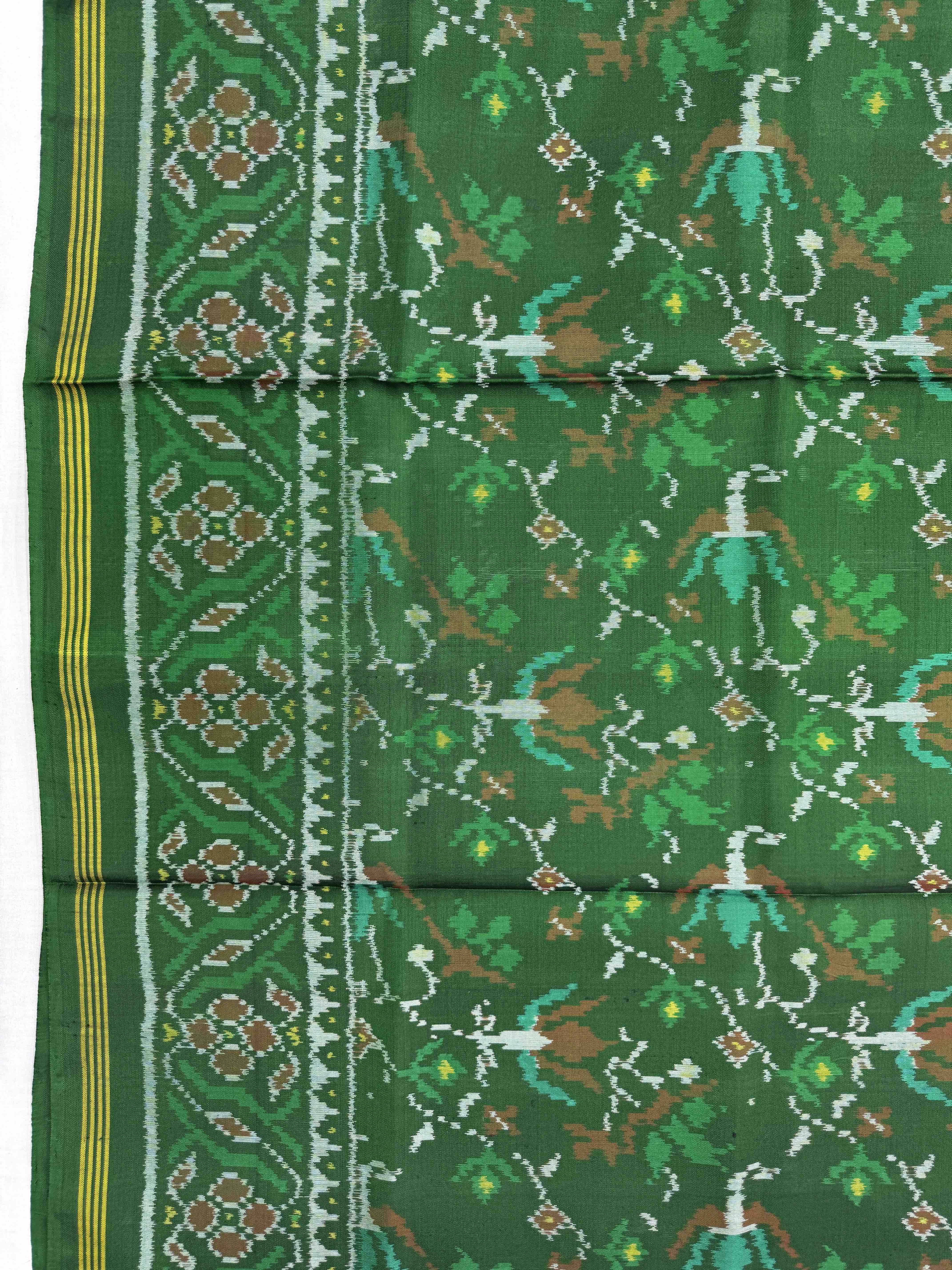 Green Flower Fancy Leaves Single Ikat Patan Patola Saree