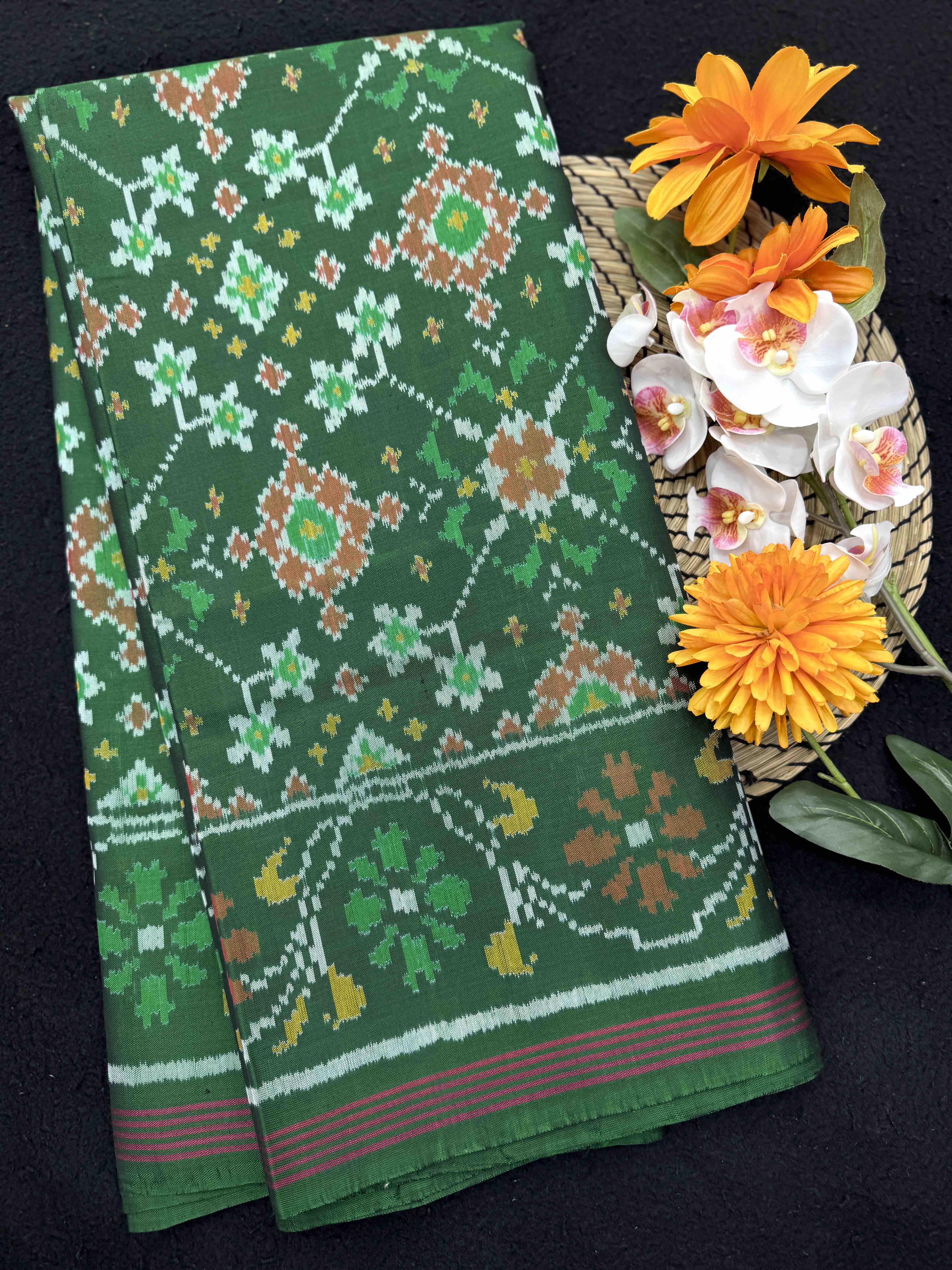 Green Navratan Single Ikat Patan Patola Saree