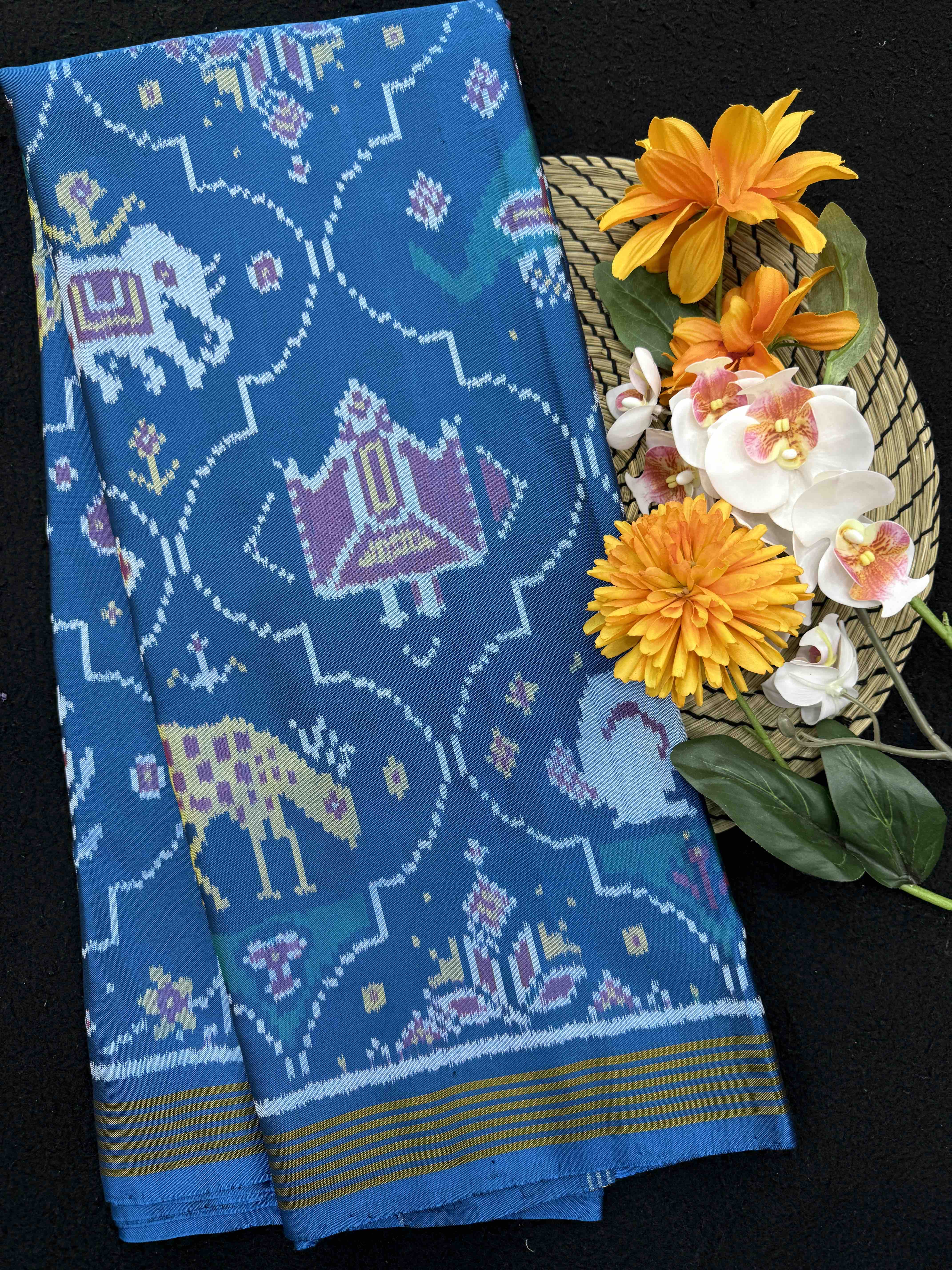 Light Blue Narikunj Matka Single Ikat Patan Patola Saree