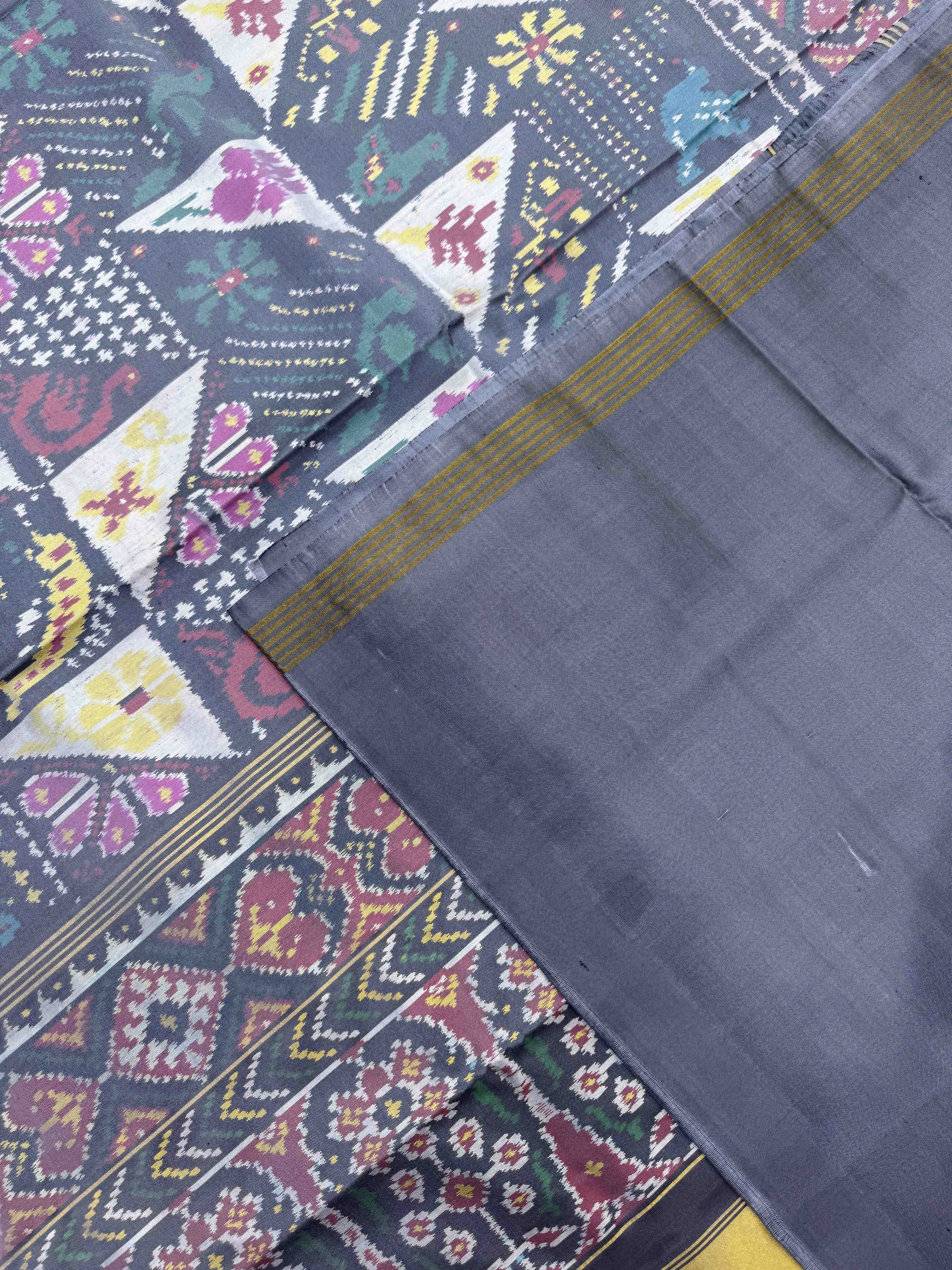 Grey Narikunj Fancy Single Ikat Patan Patola Saree