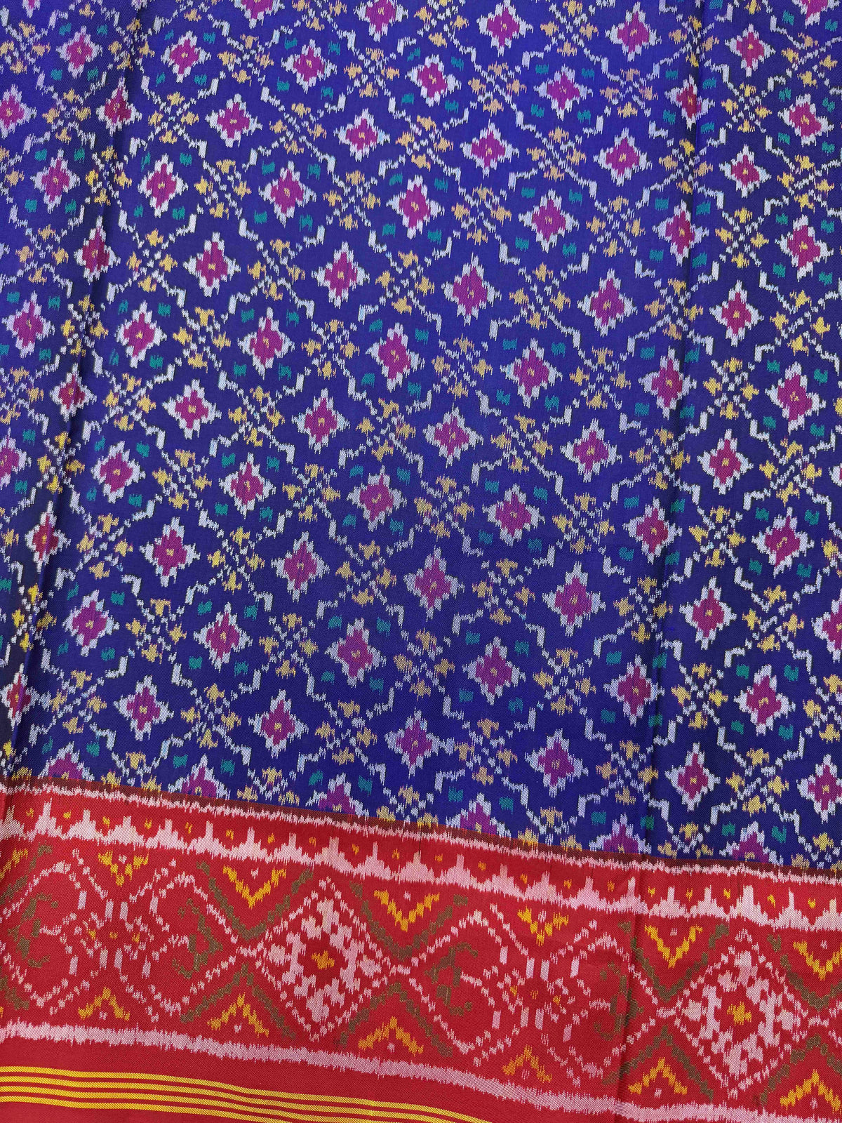 Red & Blue Buttonful Single Ikat Patan Patola Saree
