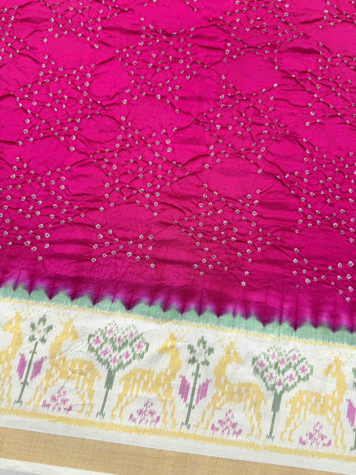 Off White & Dark Pink Single Ikat Bandhani Patola Saree