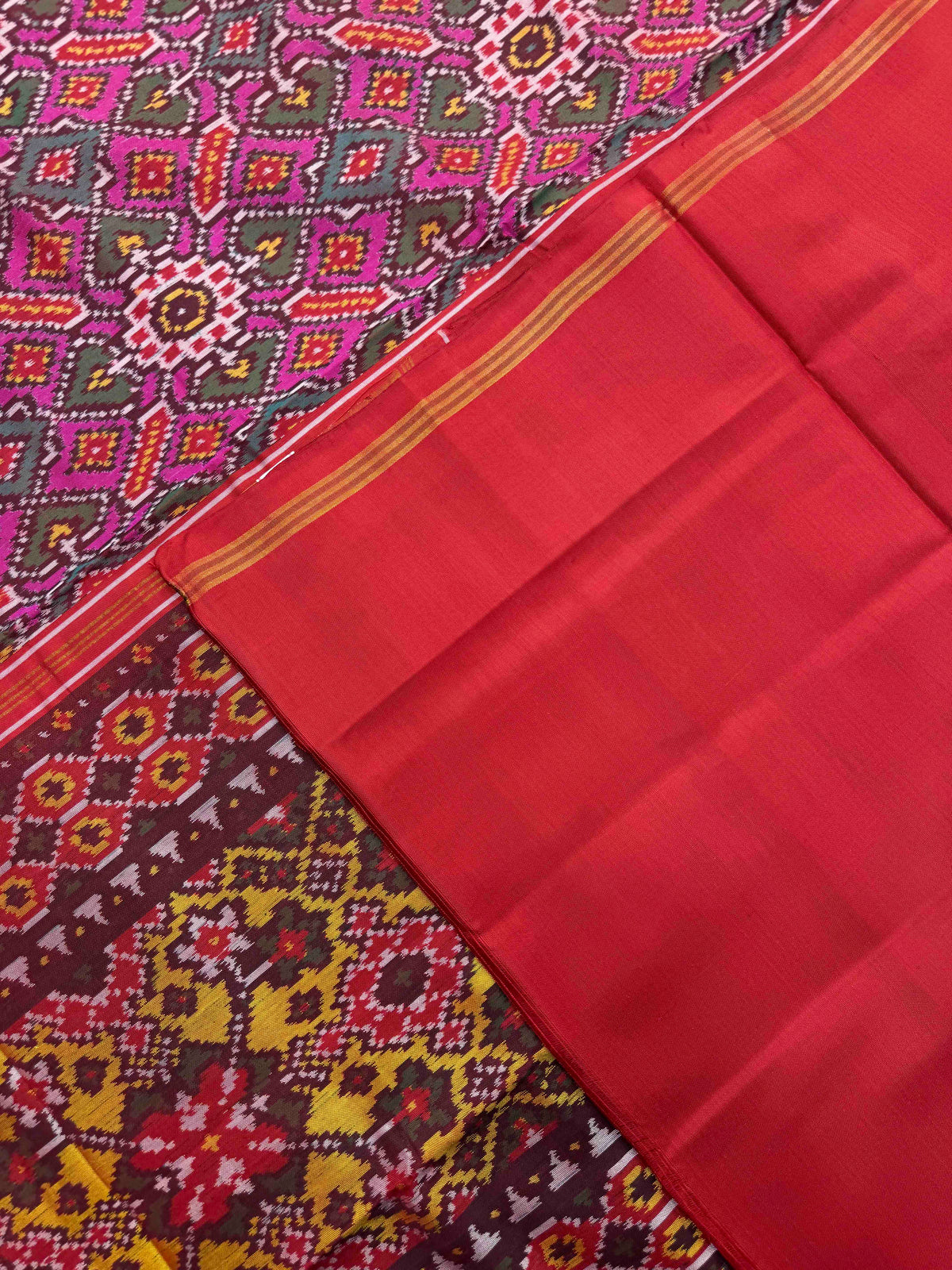 Red & Pink Manekchowk with Yellow Navratan Pallu Single Ikat Patan Patola Saree