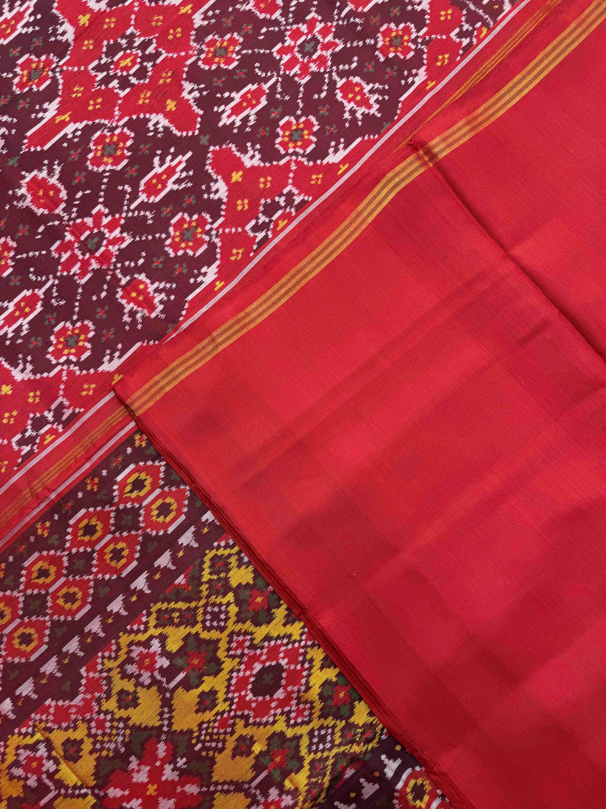 Red & Maroon Chhabdi with Yellow Navratan Pallu Single Ikat Patan Patola Saree