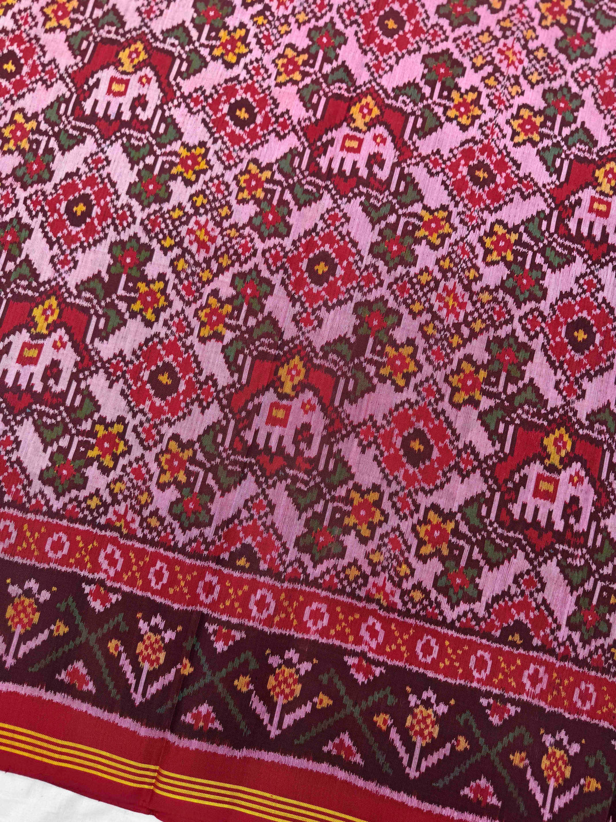 Red & Light Pink Navratan Elephant Mix Single Ikat Patan Patola Saree