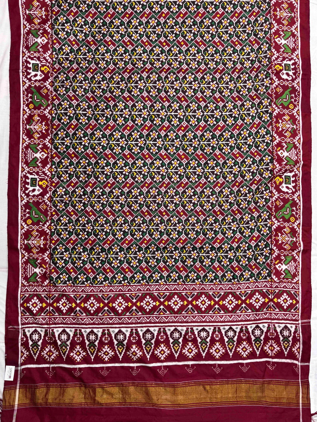 Maroon & White Fancy Flower Natural Dye Colors Double Ikat Patan Patola Saree