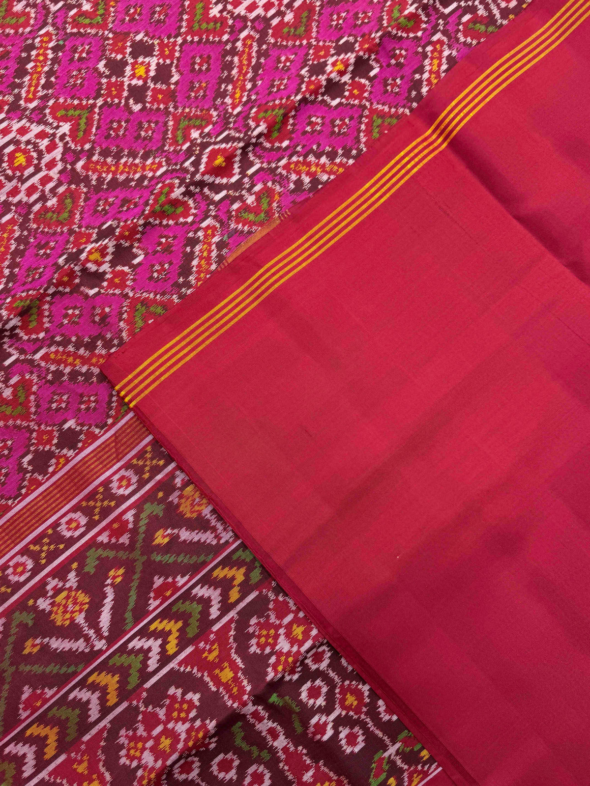 Red & Pink Manekchowk Single Ikat Patan Patola Saree