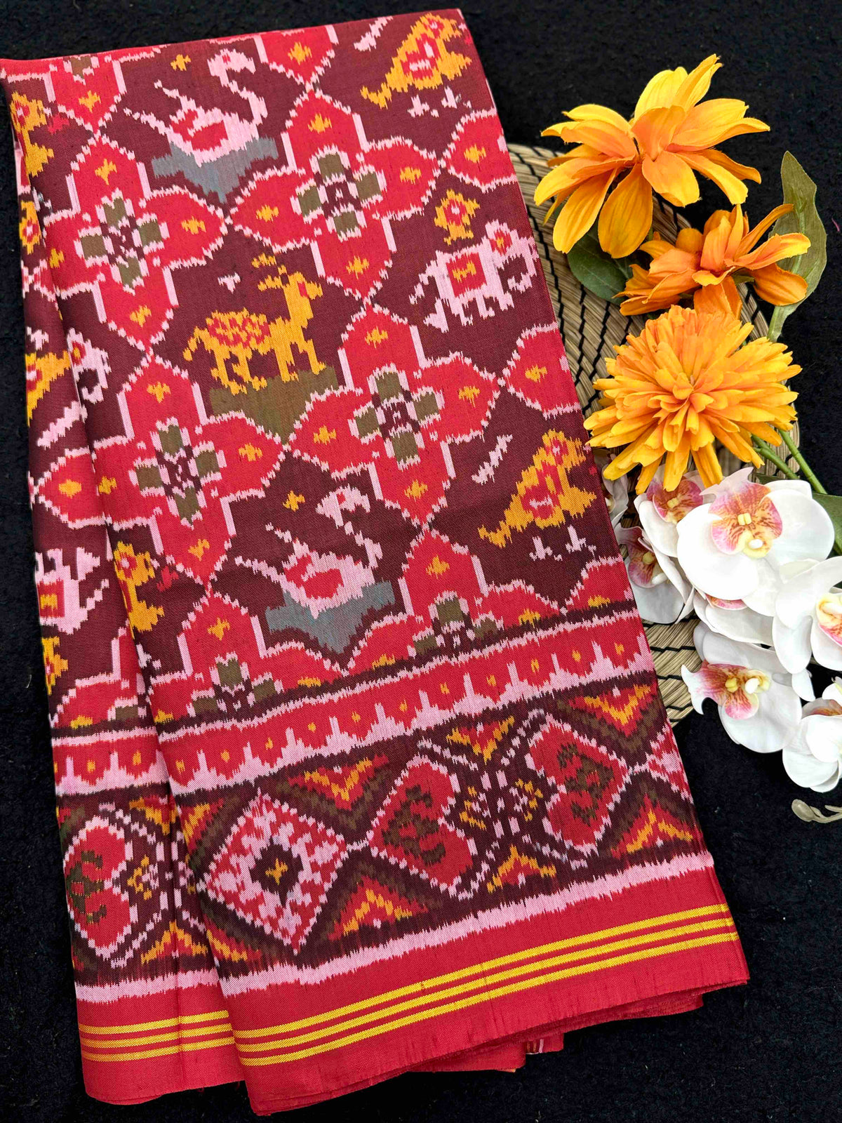 Red & Maroon Star Small Narikunj Single Ikat Patan Patola Saree