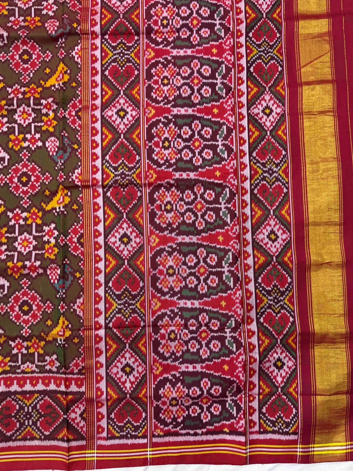 Red & Green Navratan Narikunj Single Ikat Patan Patola Saree