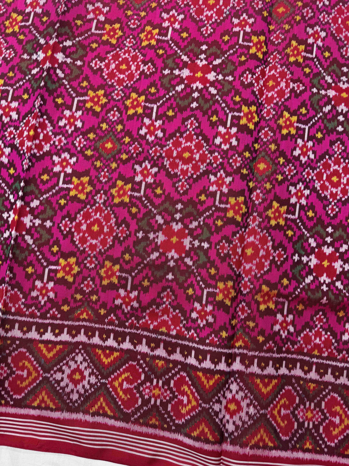 Red & Pink Navratan Single Ikat Patan Patola Saree