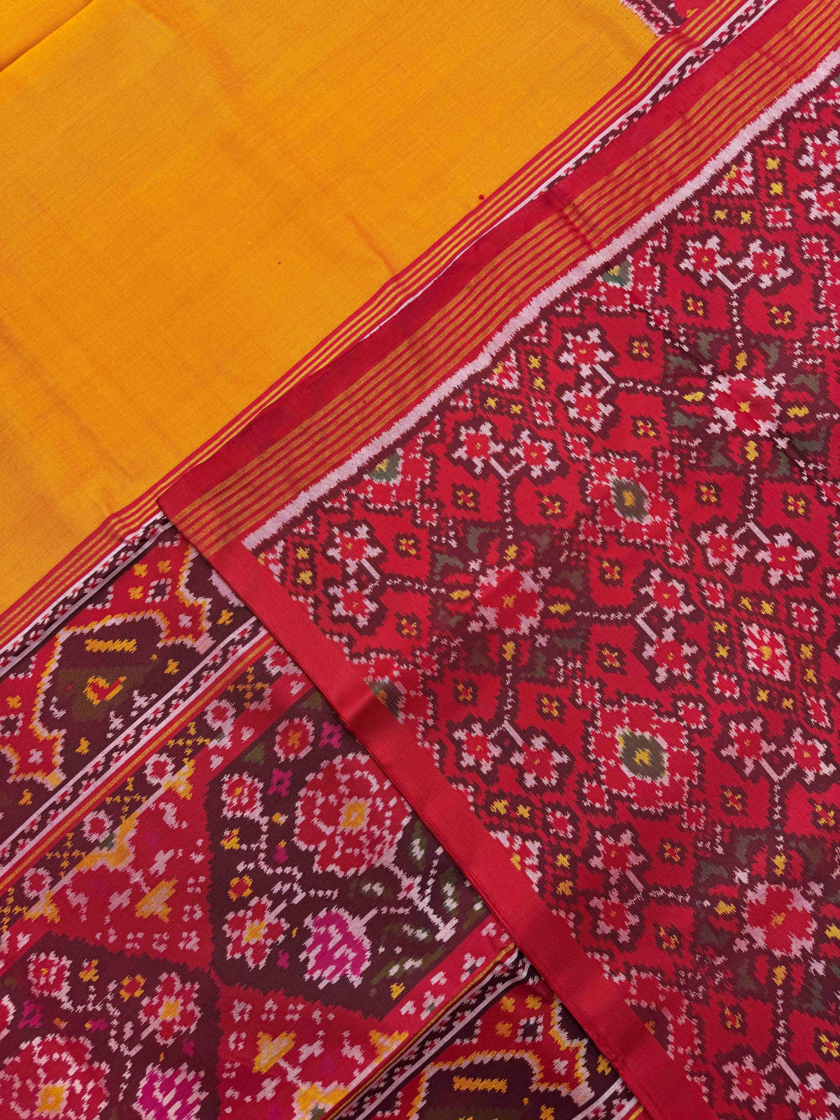 Red & Yellow Plain Single Ikat Patan Patola Saree