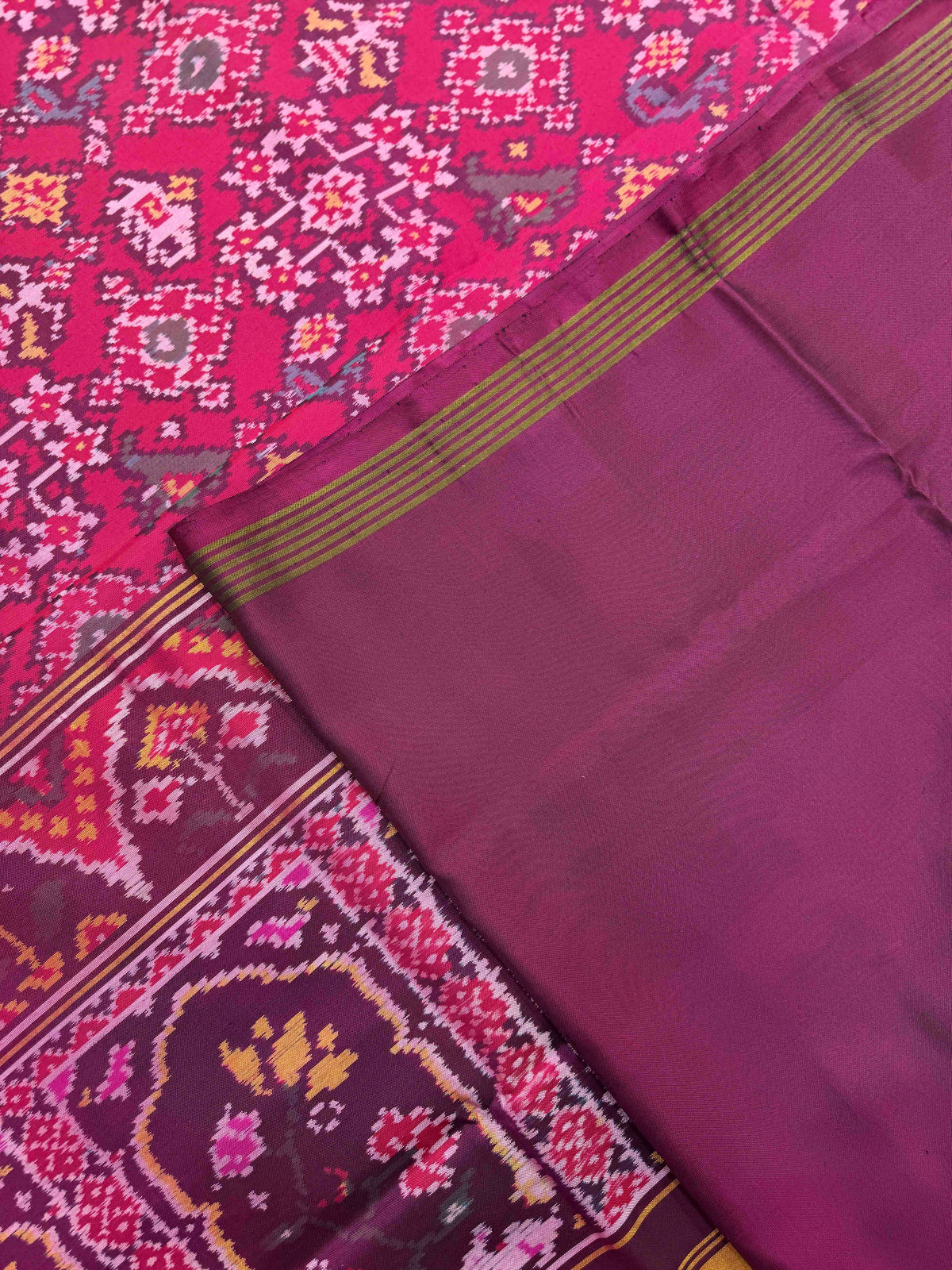 Purple & Pink Navratan Narikunj Single Ikat Patan Patola Saree