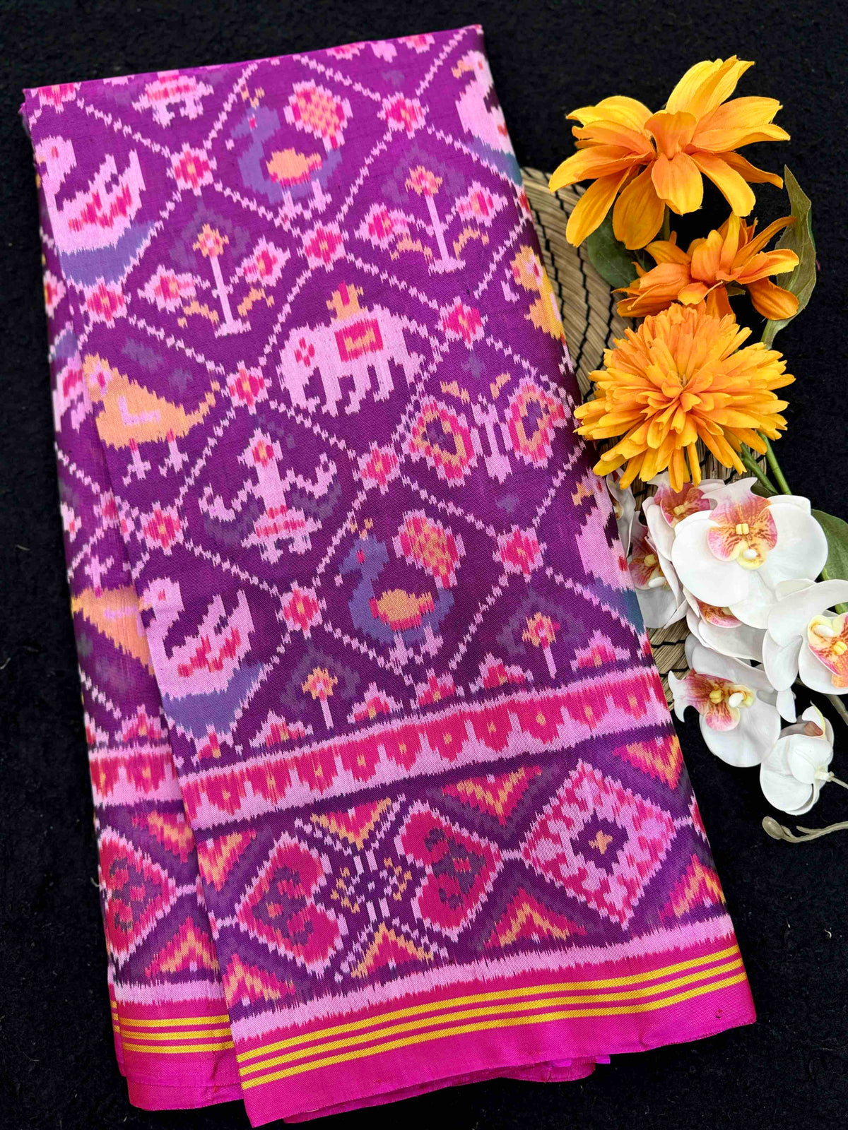 Pink & Purple Small Narikunj Single Ikat Patan Patola Saree