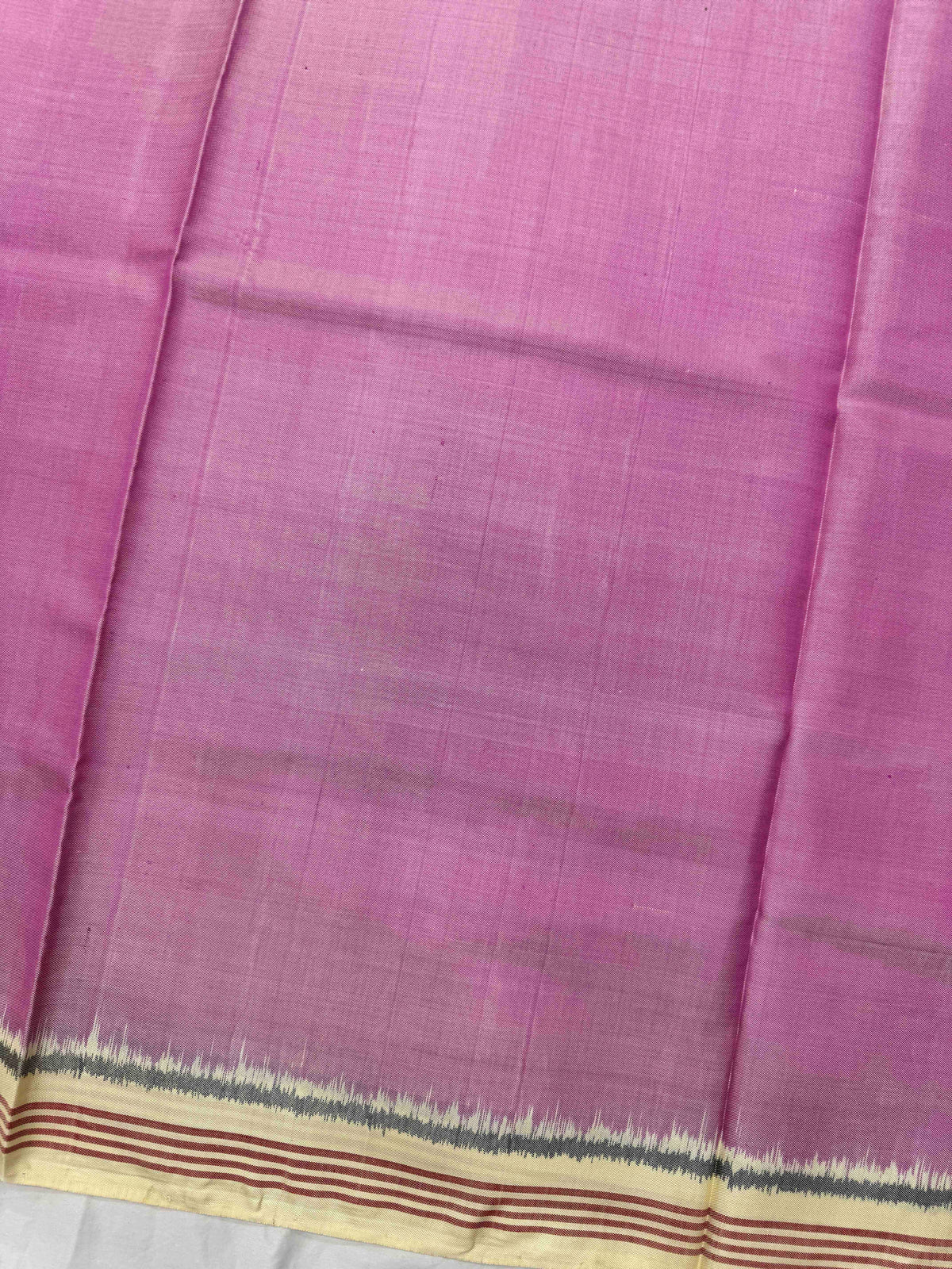 Off White & Pink Plain Single Ikat Patan Patola Saree