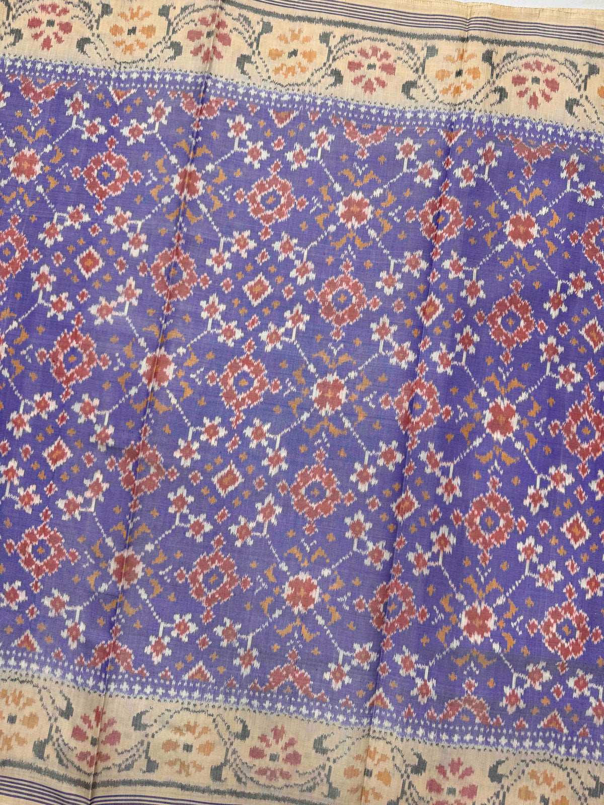 Off White & Light Purple Navratan Single Ikat Patan Patola Saree