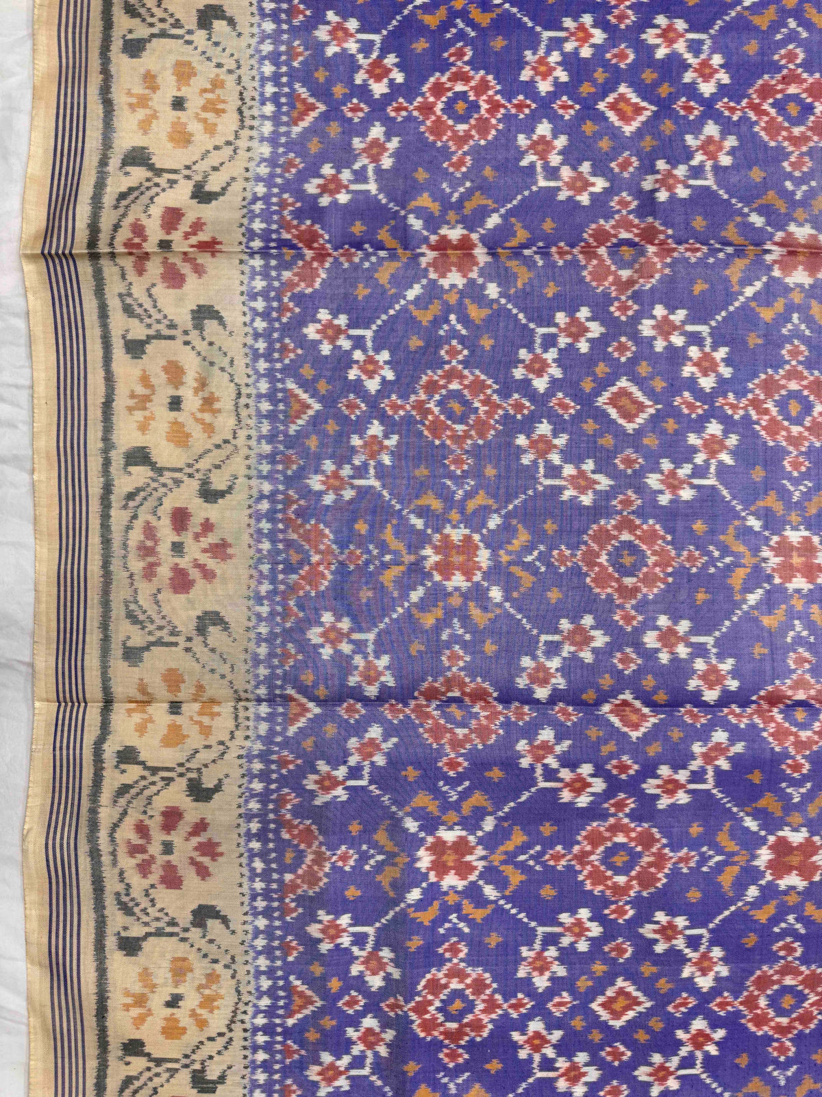Off White & Light Purple Navratan Single Ikat Patan Patola Saree