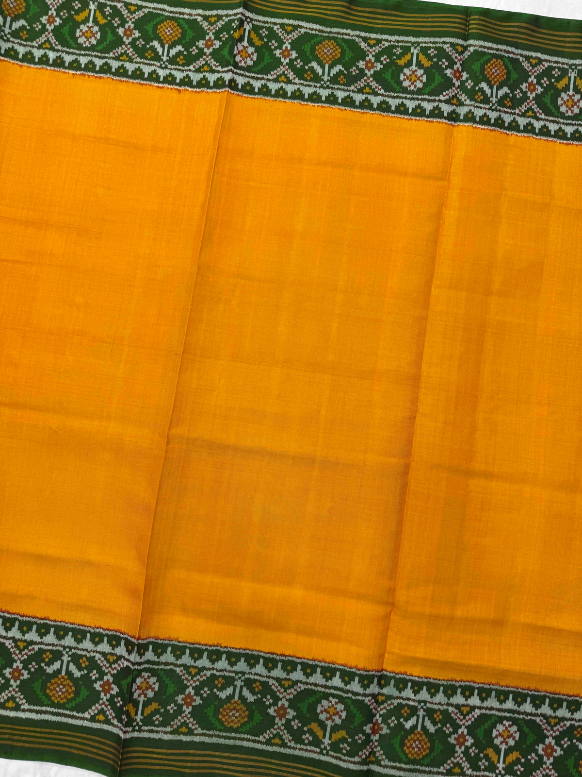 Green & Yellow Plain Single Ikat Patan Patola Saree
