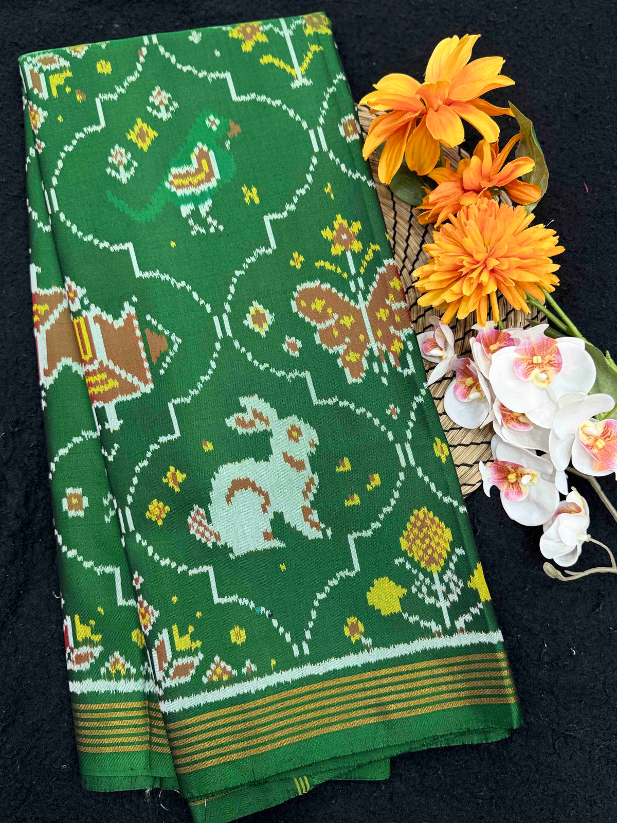 Green Narikunj Matka Single Ikat Patan Patola Saree