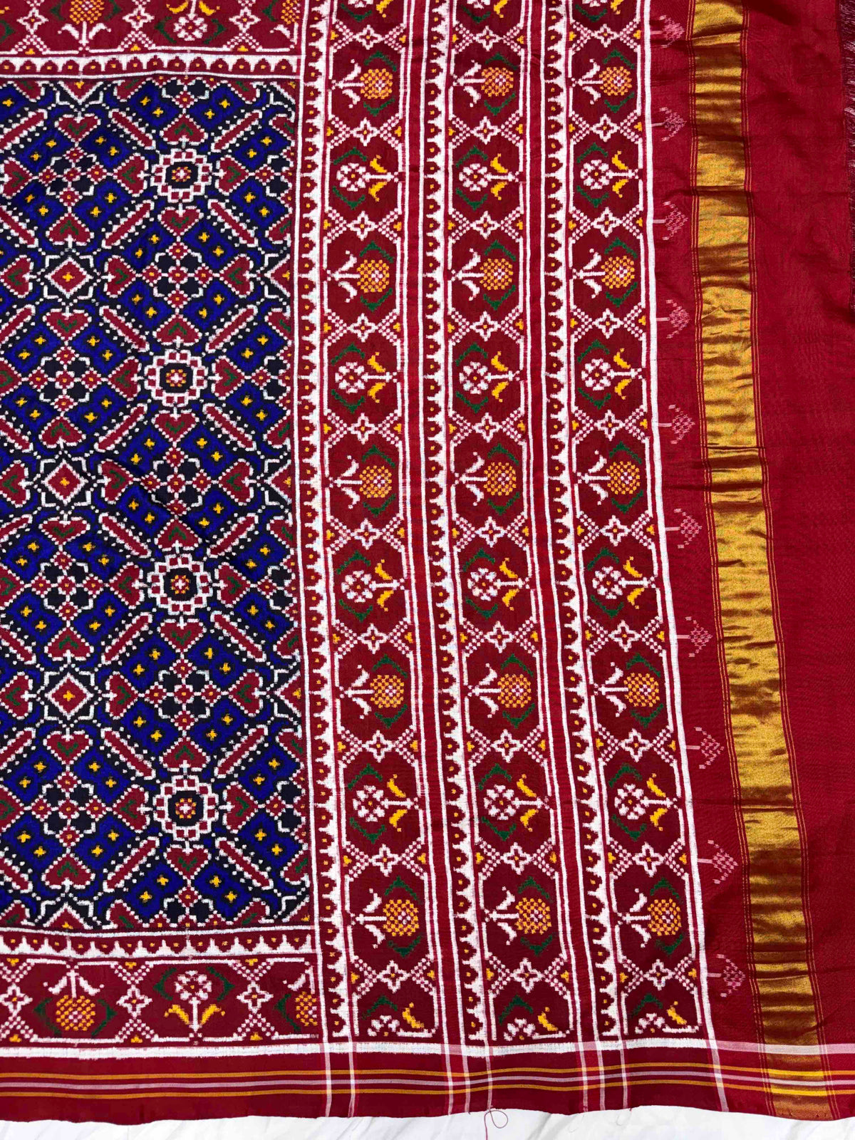 Maroon & Blue Manekchowk Double Ikat Patan Patola Saree
