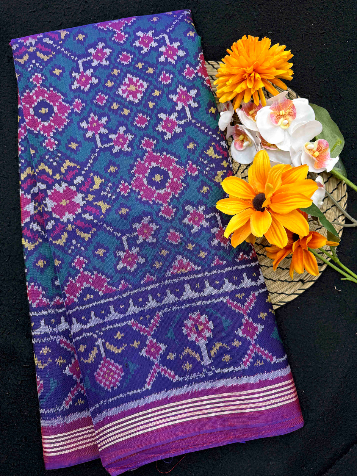 Purple & Turquoise Navratan Single Ikat Patan Patola Saree