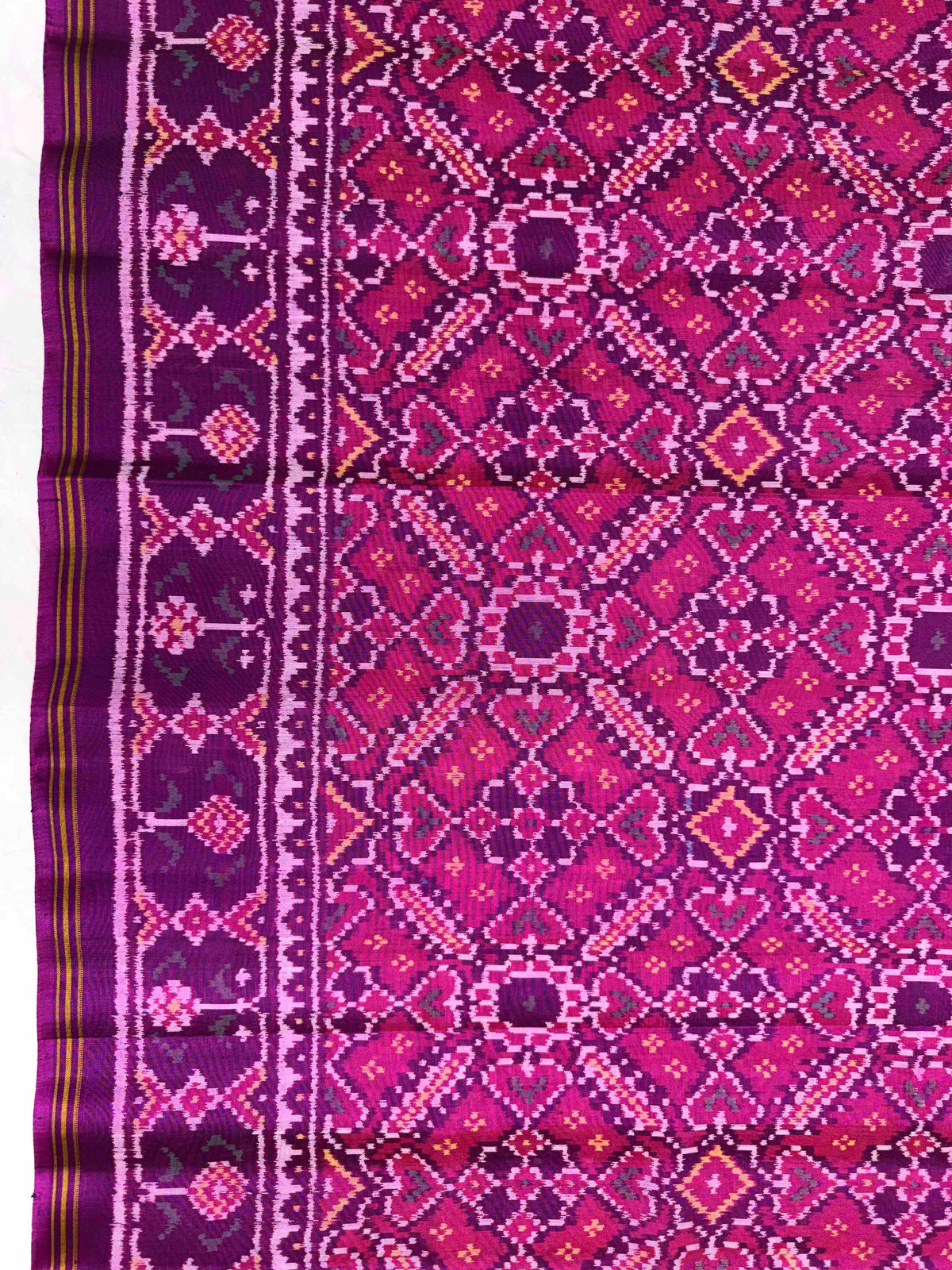 Purple & Pink Manekchowk Single Ikat Patan Patola Saree
