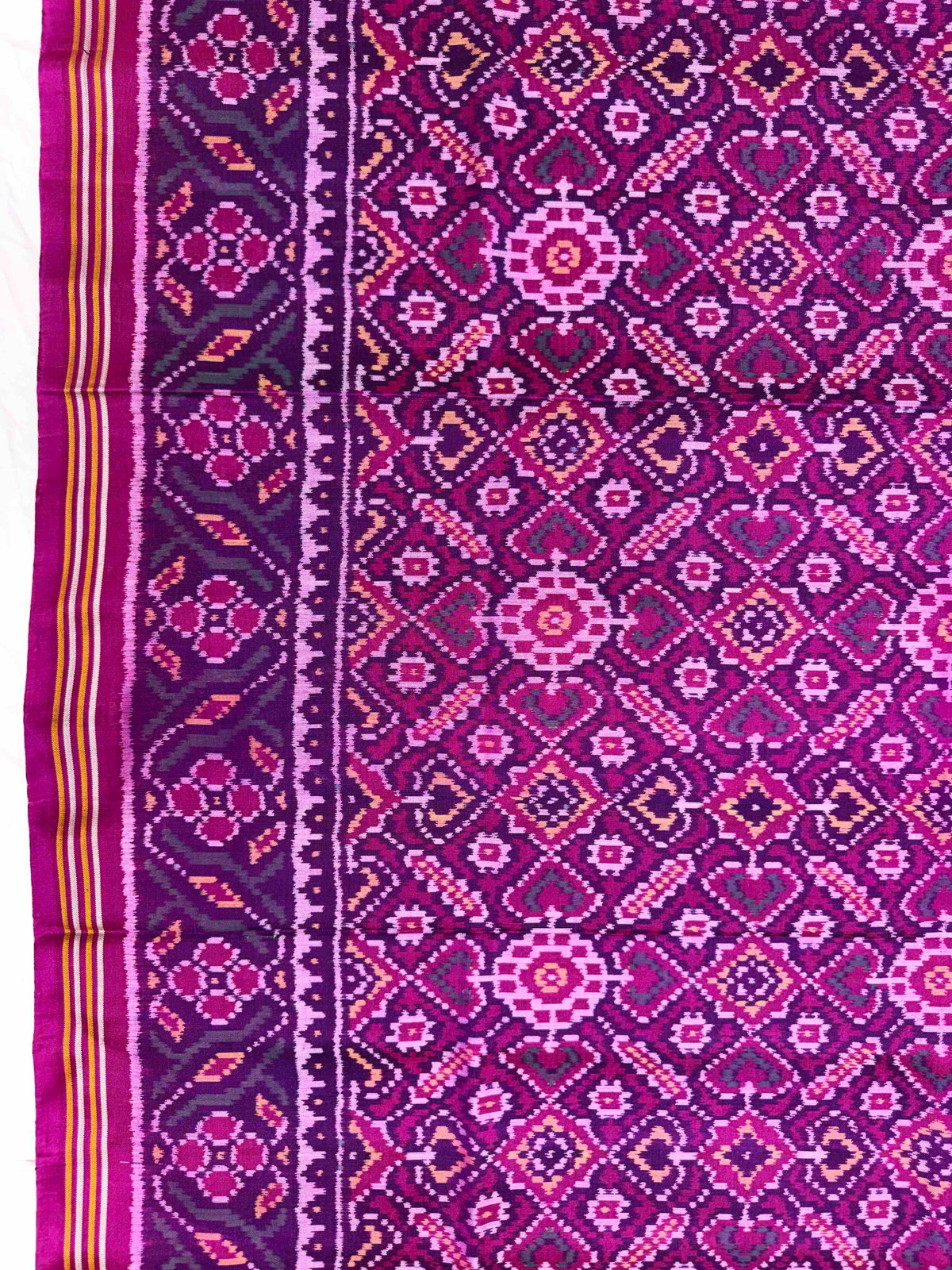 Magenta Pink Manekchowk Single Ikat Patan Patola Saree