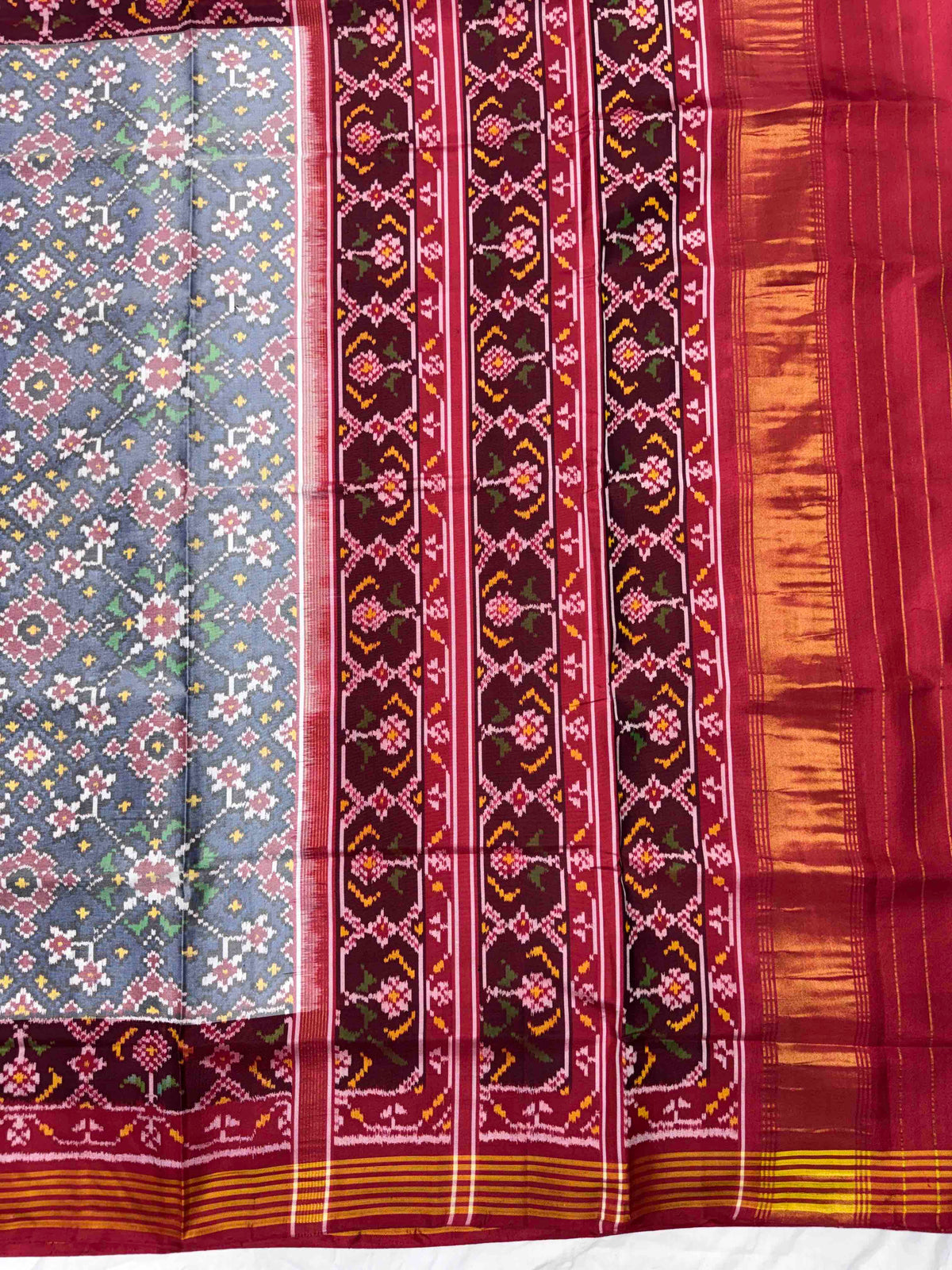 Red & Grey Navratan Single Ikat Patan Patola Saree