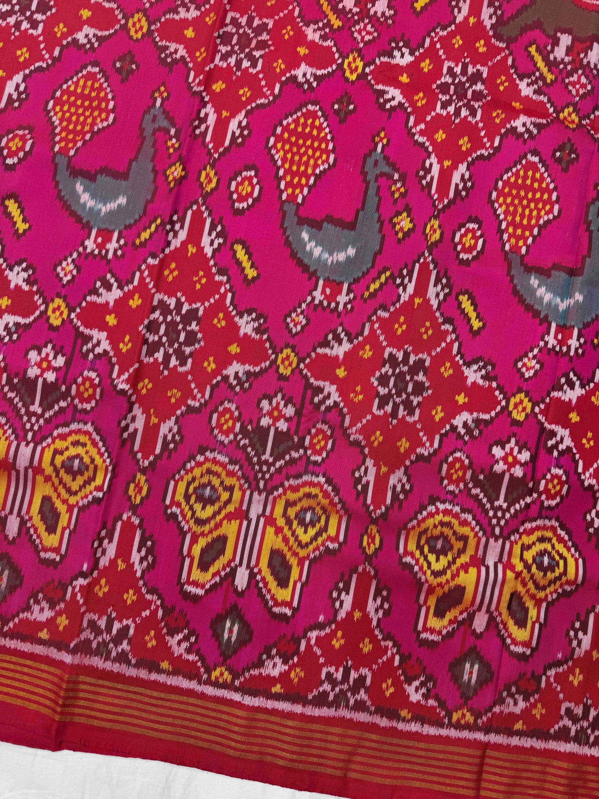 Red & Pink Big Figure Narikunj Chhabdi Single Ikat Patan Patola Saree