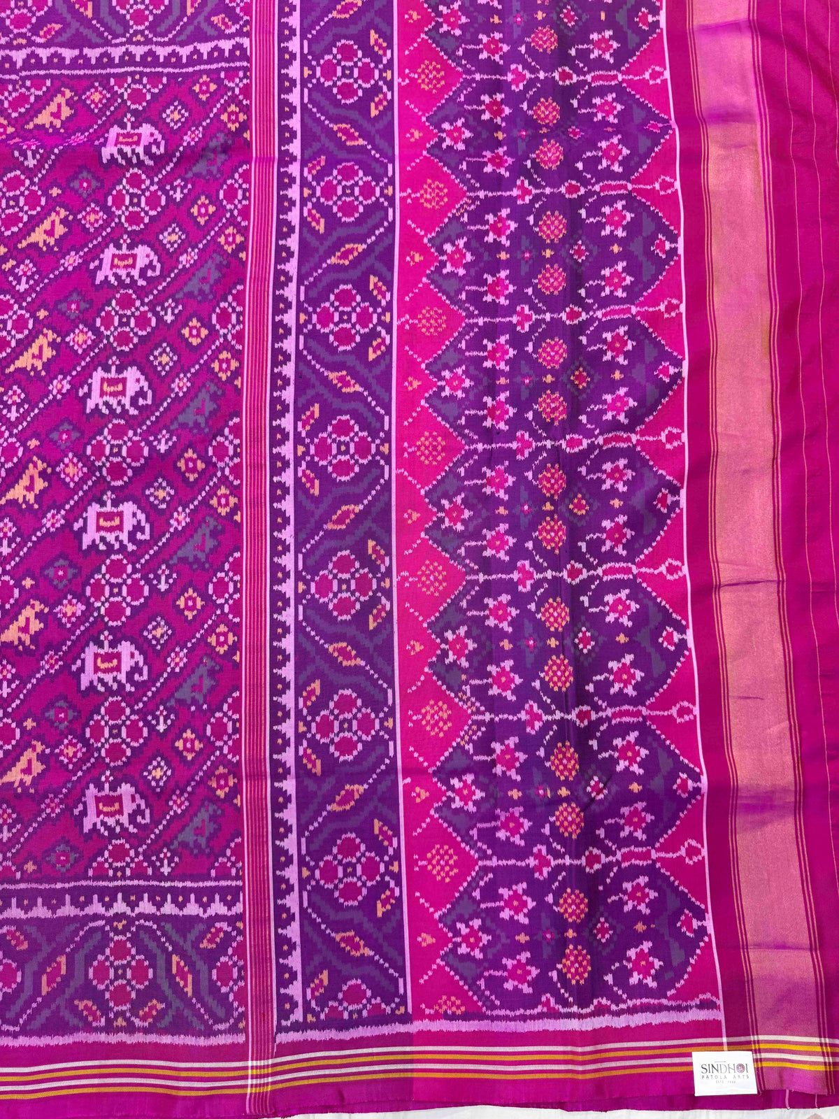 Pink Small Narikunj Flower Leheriya Single Ikat Patan Patola Saree