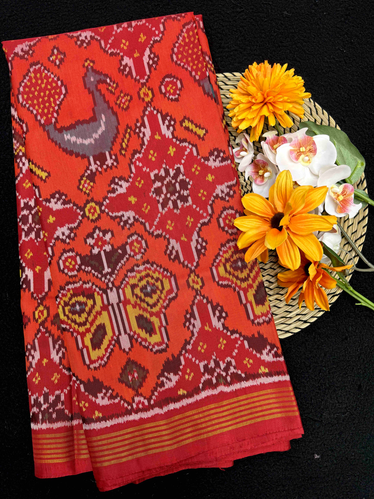 Red & Orange Big Figure Narikunj Single Ikat Patan Patola Saree