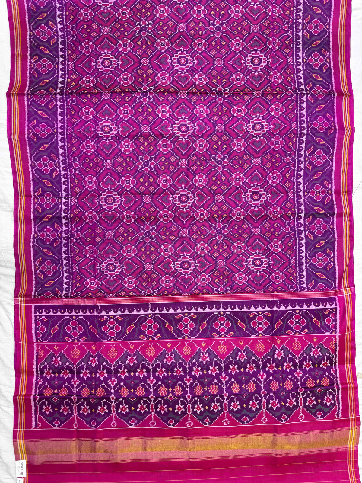 Pink Navratan Manekchowk Single Ikat Patan Patola Saree