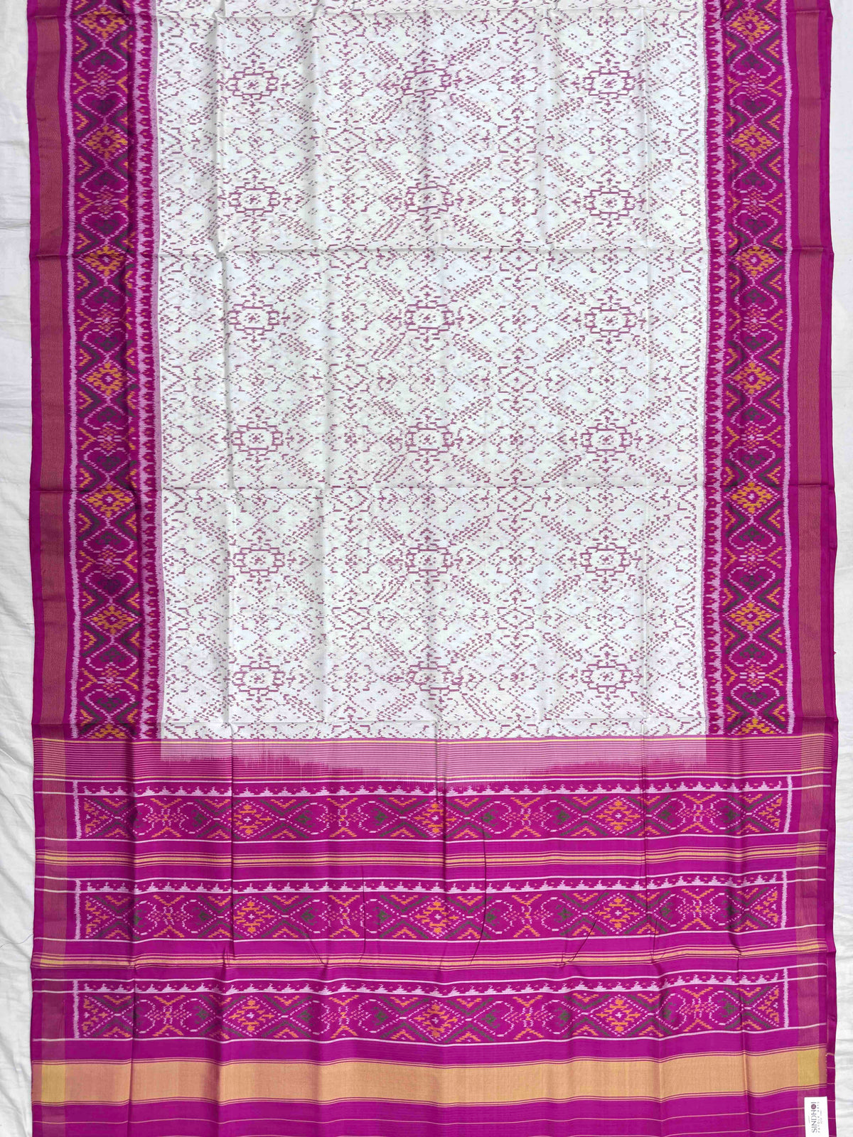 Pink & White Manekchowk Rajkot Patola Saree