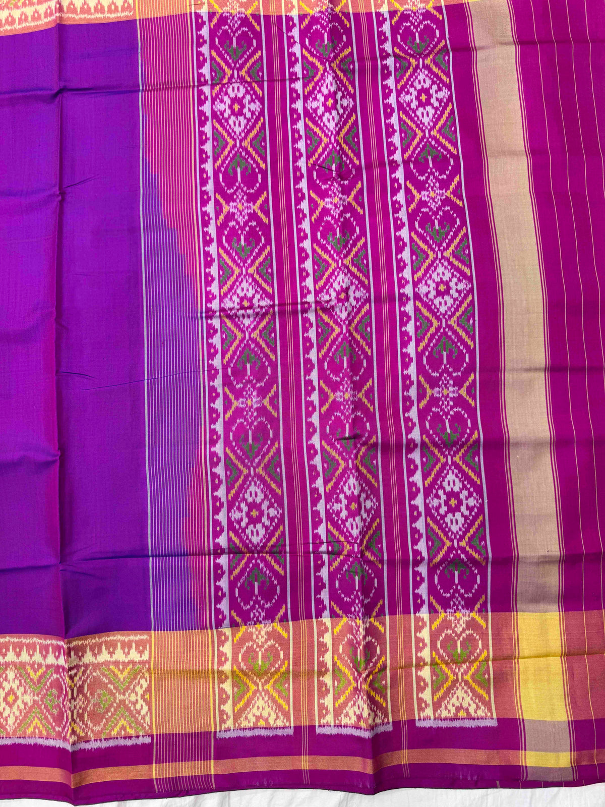 Magenta & Purple Plain Rajkot Patola Saree